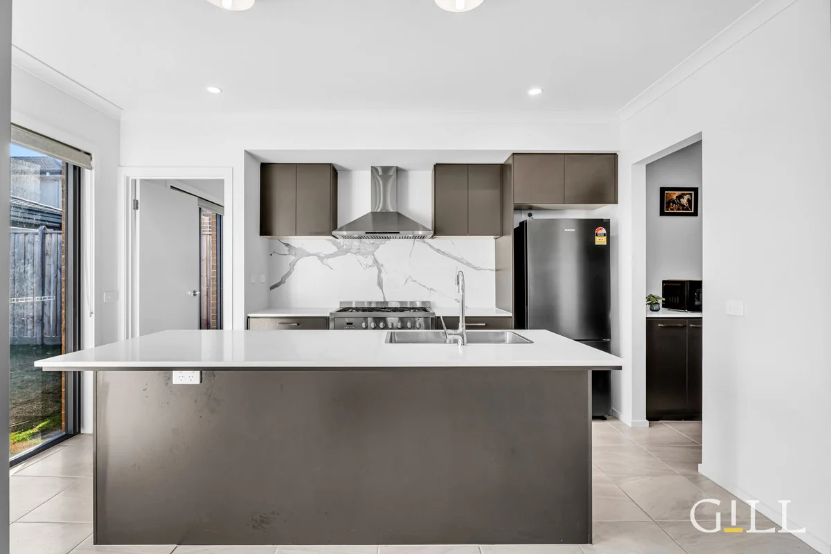 Additional image 13 of 1 Kenana Street, Clyde North VIC 3978