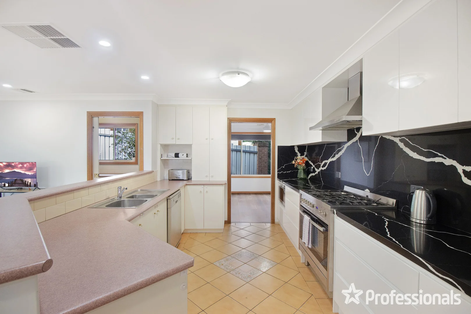 Additional image 7 of 12 Kincora Place, Bourkelands NSW 2650