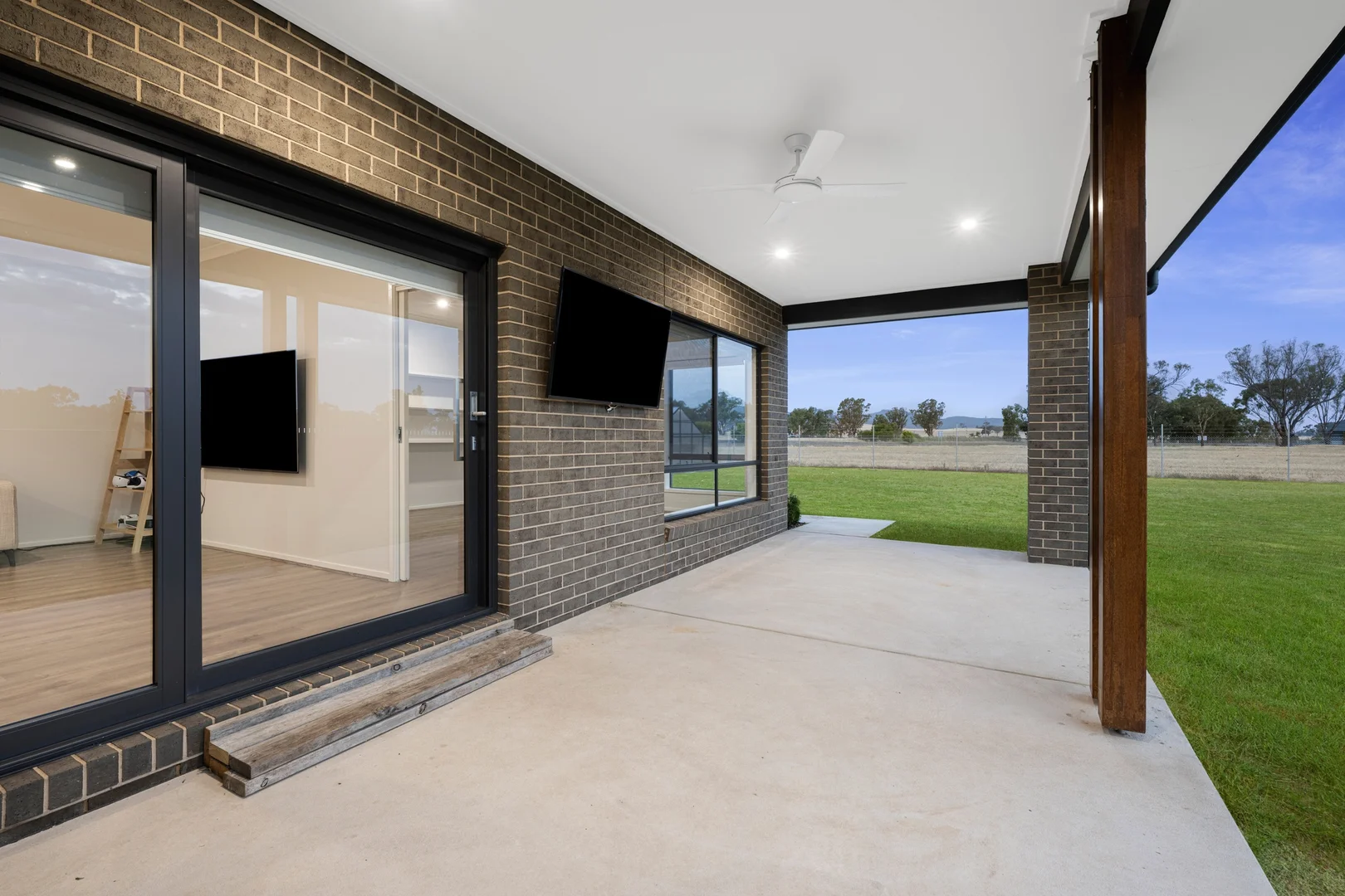 Additional image 13 of 9-11 Main Street, Gerogery NSW 2642