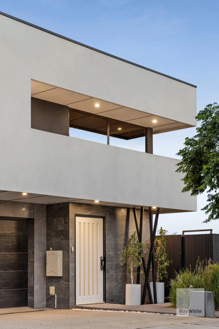 Additional image 2 of 48 King Drive, Hillside VIC 3037