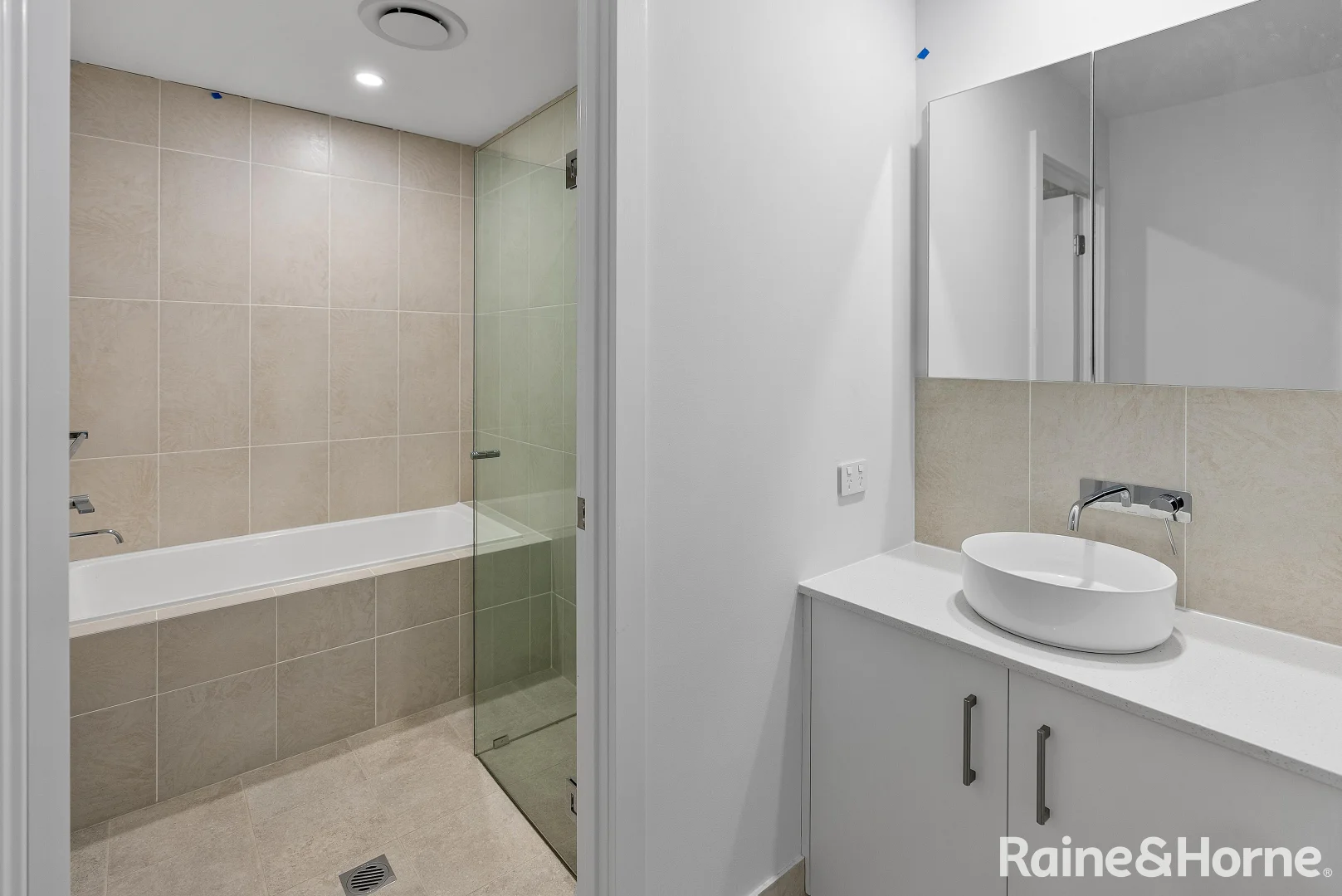 Additional image 8 of 124A Seaspray Street, Narrawallee NSW 2539