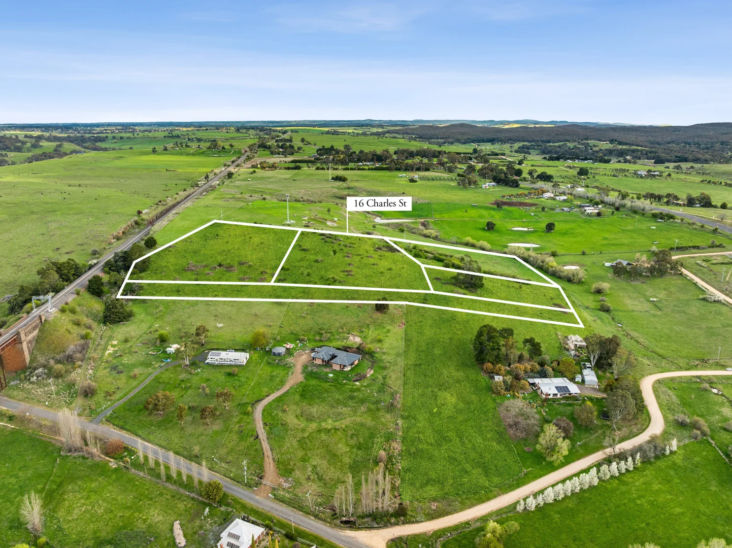 Additional image 2 of CAs 6, 7, 9/16 Charles Street, Taradale VIC 3447