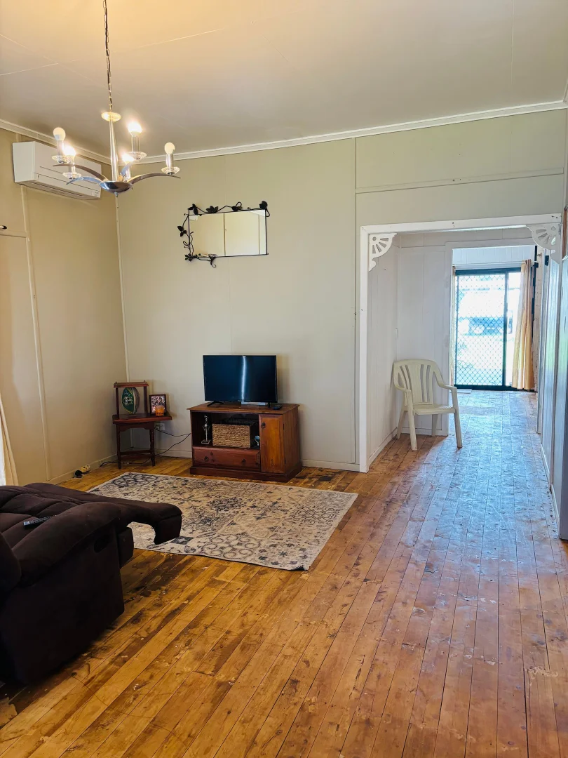 Additional image 3 of 46 Weetwood Street, Newtown QLD 4350