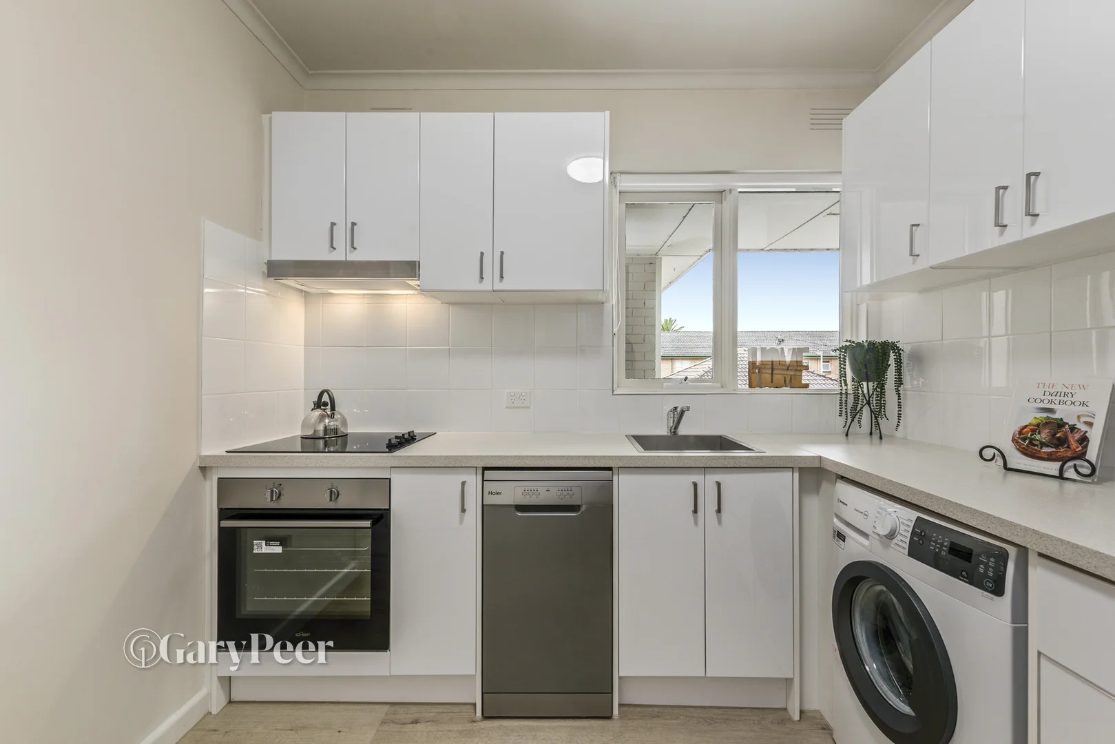 Additional image 5 of 9/27 Royal Avenue, Glen Huntly VIC 3163