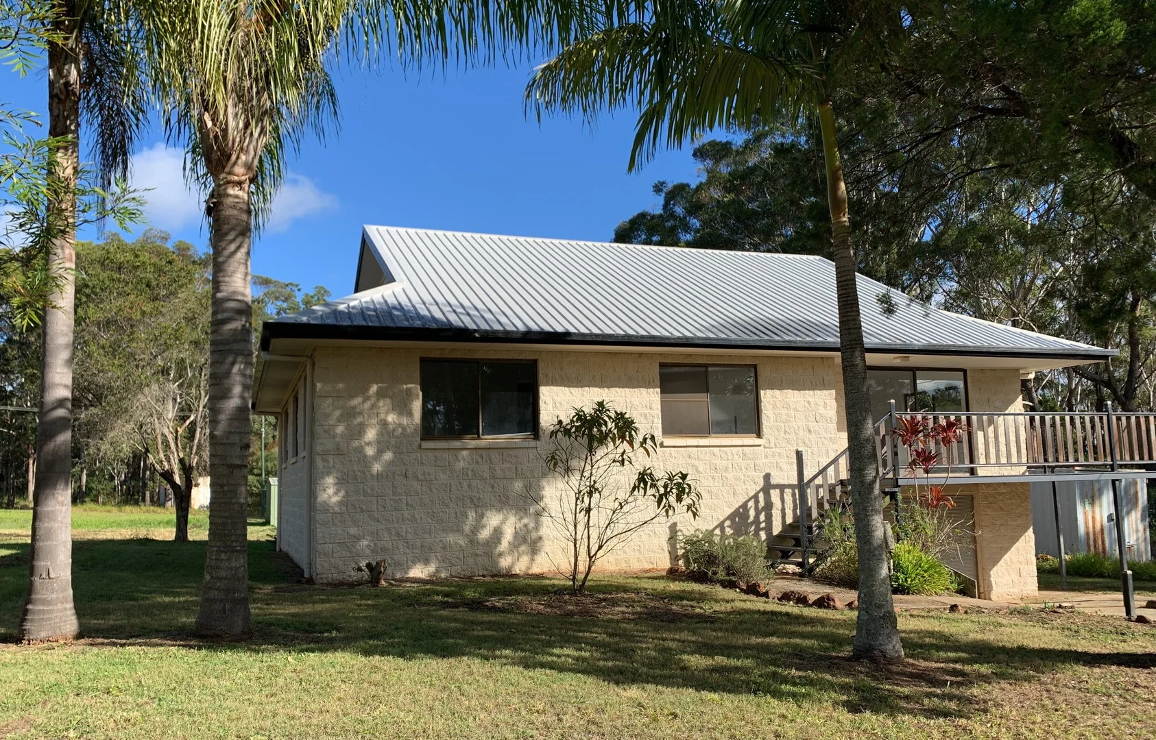 98 Jackson Road, Russell Island QLD 4184