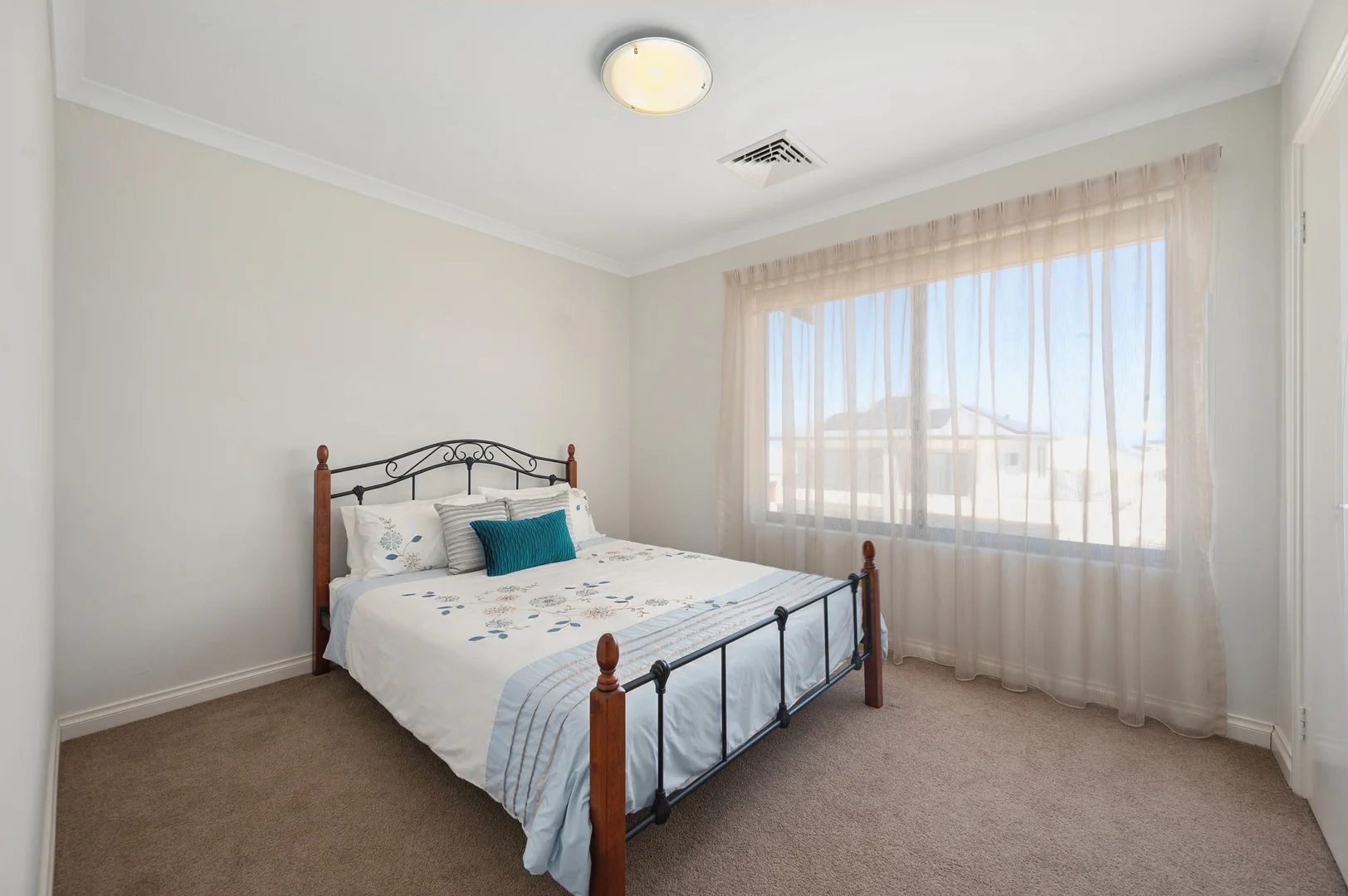 Additional image 24 of 2 Podman Loop, North Coogee WA 6163