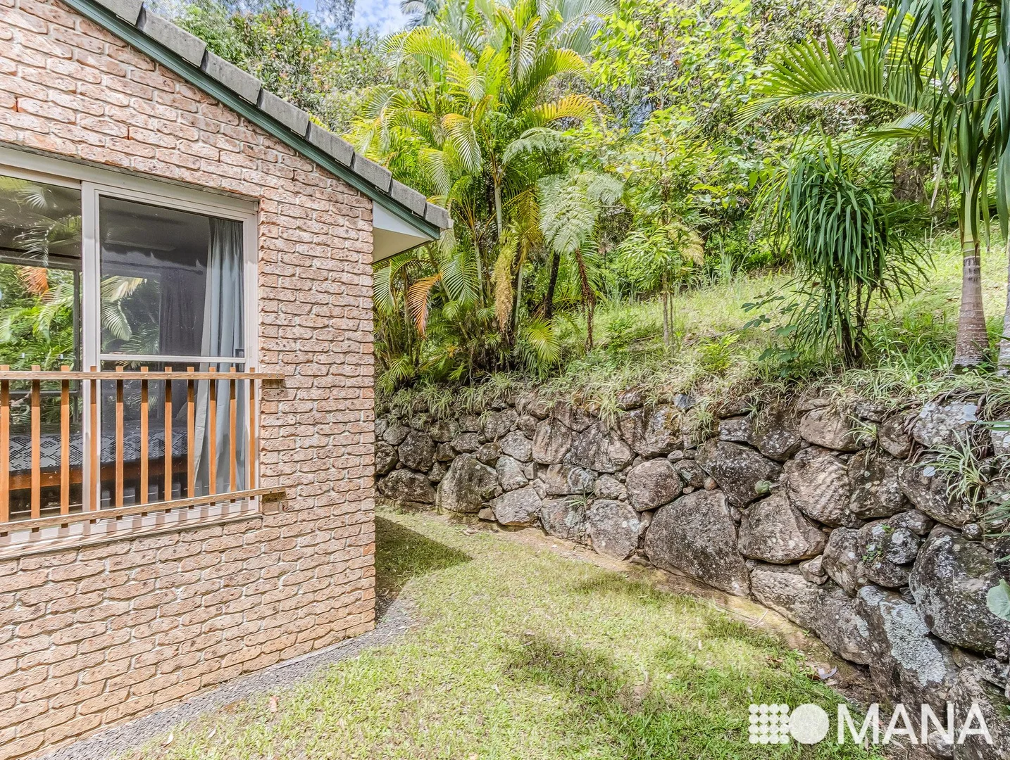 Additional image 30 of 10 Gin Gin Crescent, Ocean Shores NSW 2483