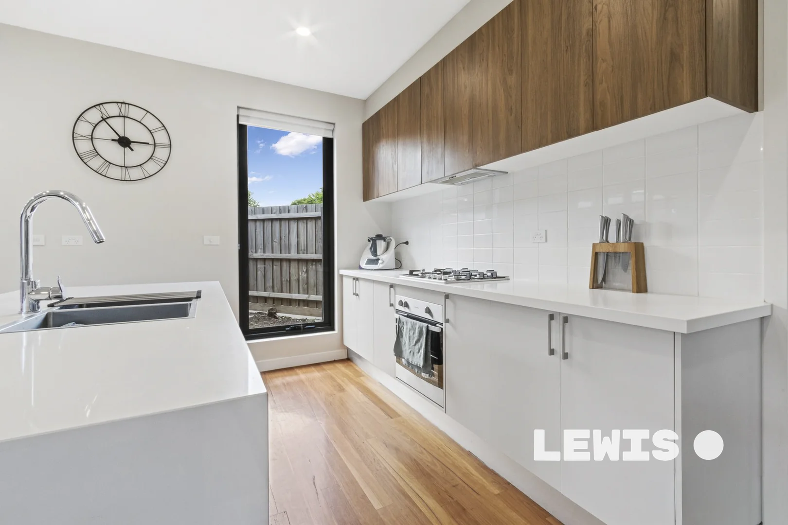 Additional image 5 of 2/72 Cheddar Road, Reservoir VIC 3073