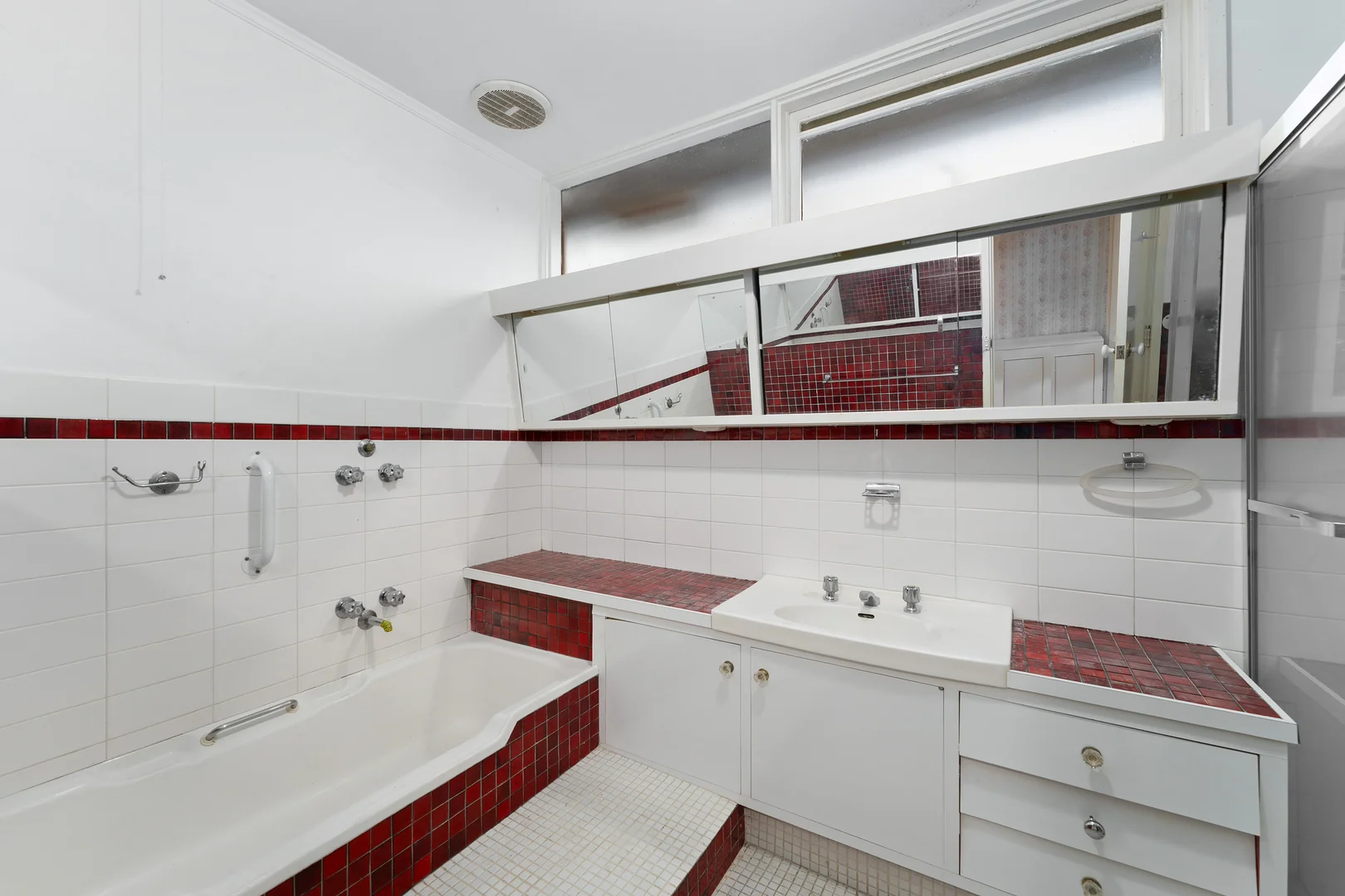 Additional image 7 of 2 Judith Court, Doncaster VIC 3108