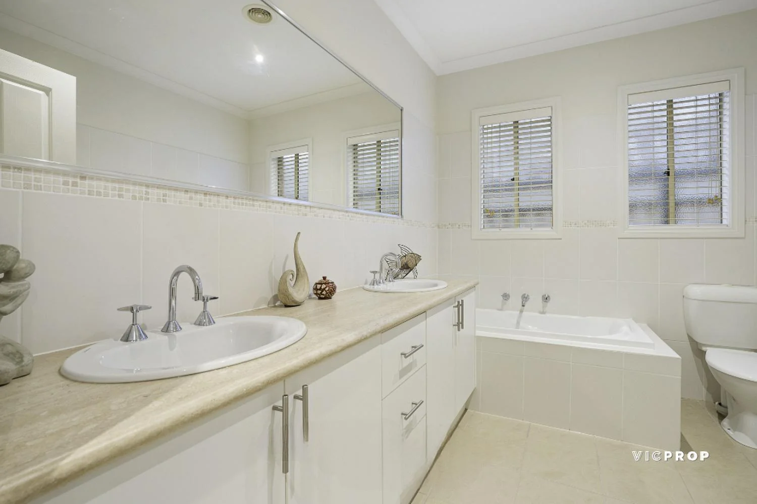 Additional image 6 of 2A Faldo Court, Mill Park VIC 3082