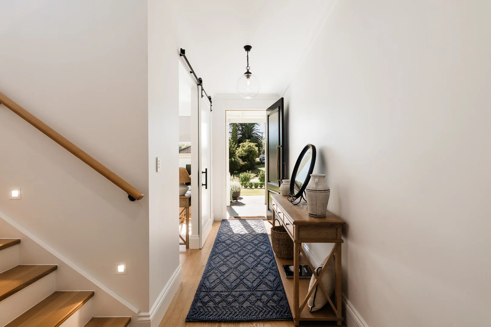 Additional image 2 of 11 Fairholme Street, Mount Lofty QLD 4350