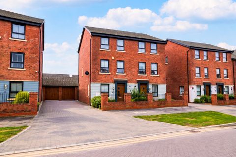 Tay Road, Lubbesthorpe LE19