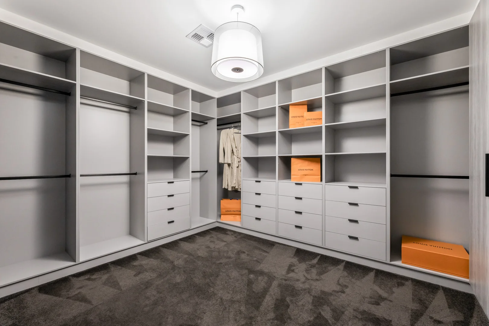 Additional image 11 of 17 Wattlebird Court, Burwood VIC 3125