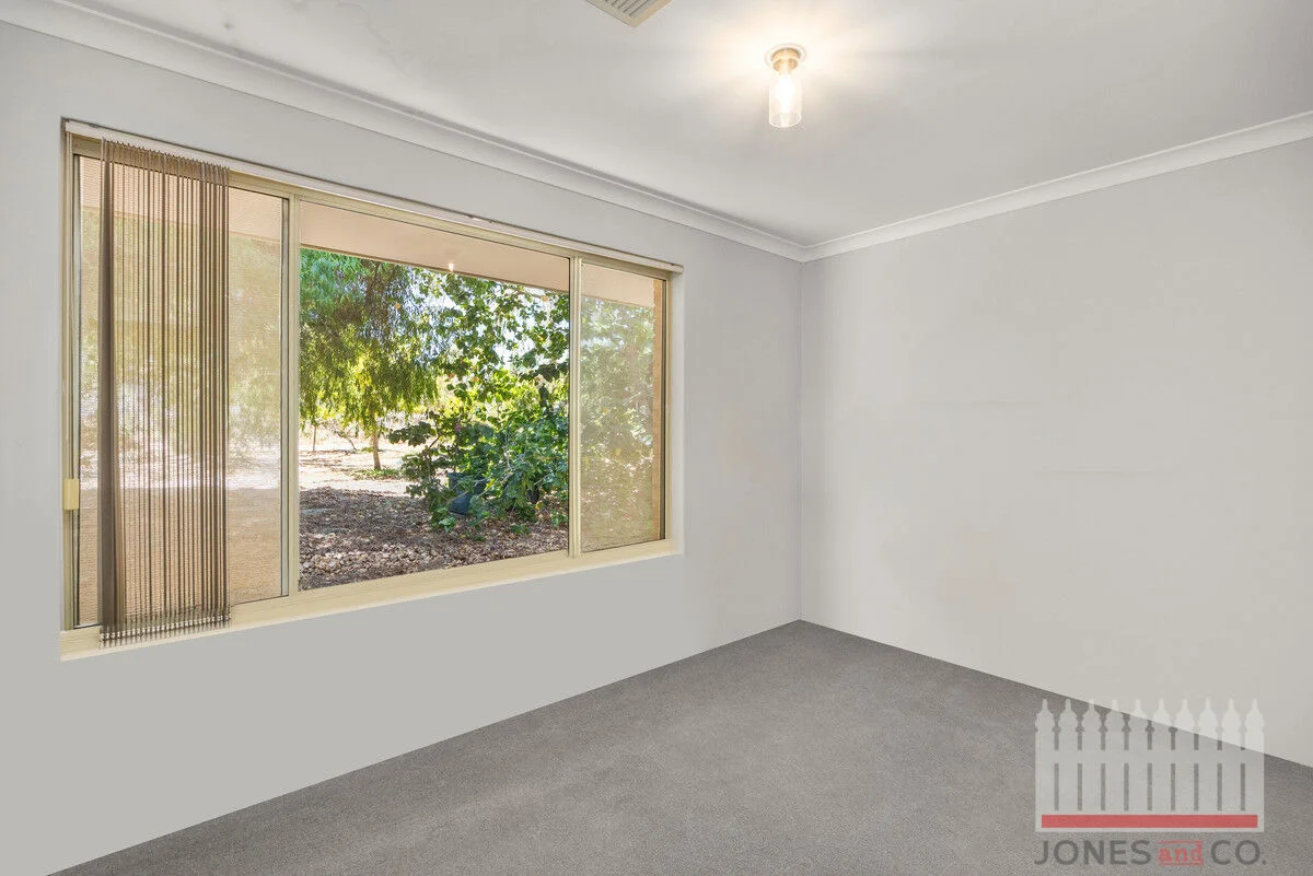 Additional image 10 of 90 Birdwood Drive, Woodridge WA 6041