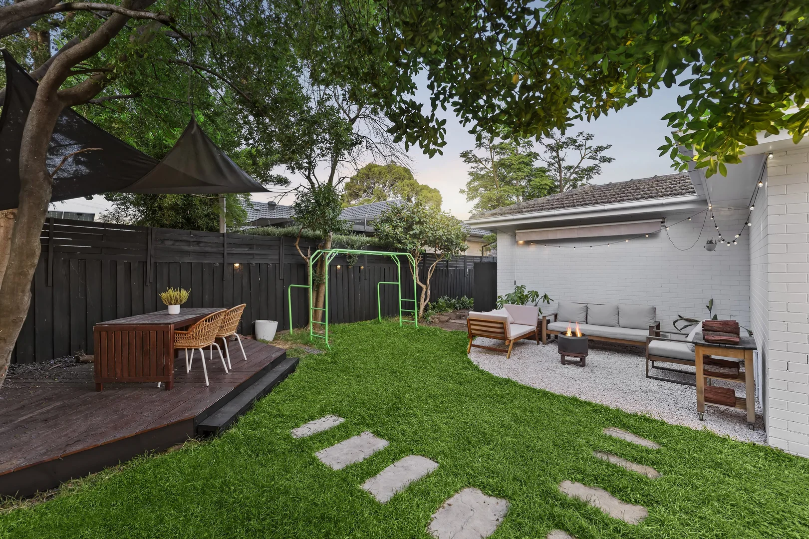 Additional image 2 of 2/262 Waiora Road, Macleod VIC 3085