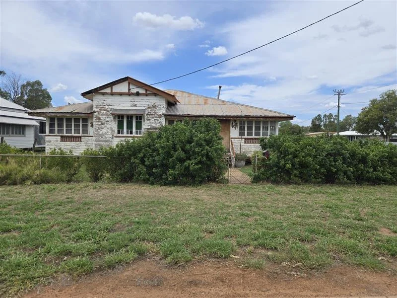 138 Alfred St, Charleville QLD 4470