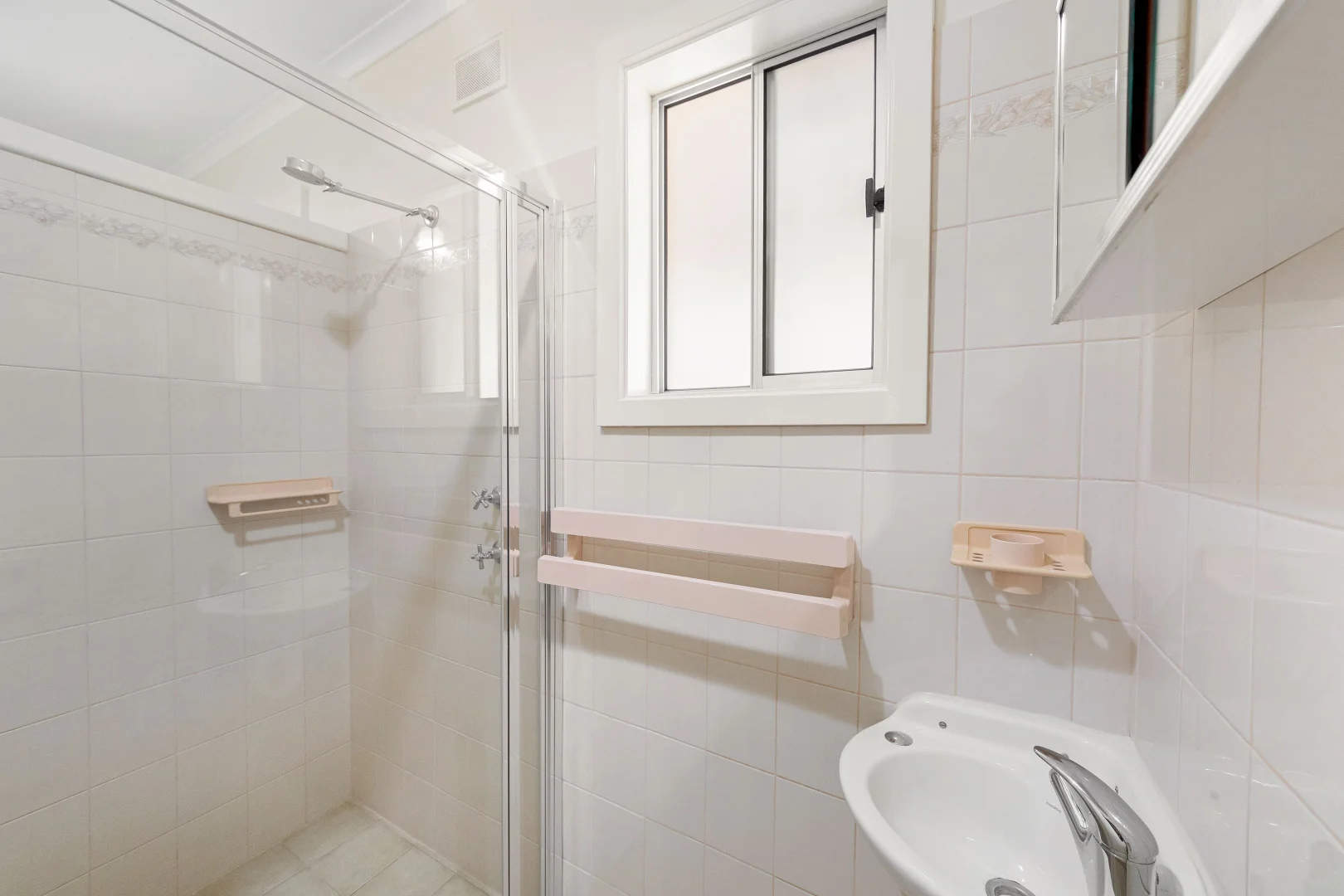 Additional image 25 of 5 Esplanade, Tumby Bay SA 5605