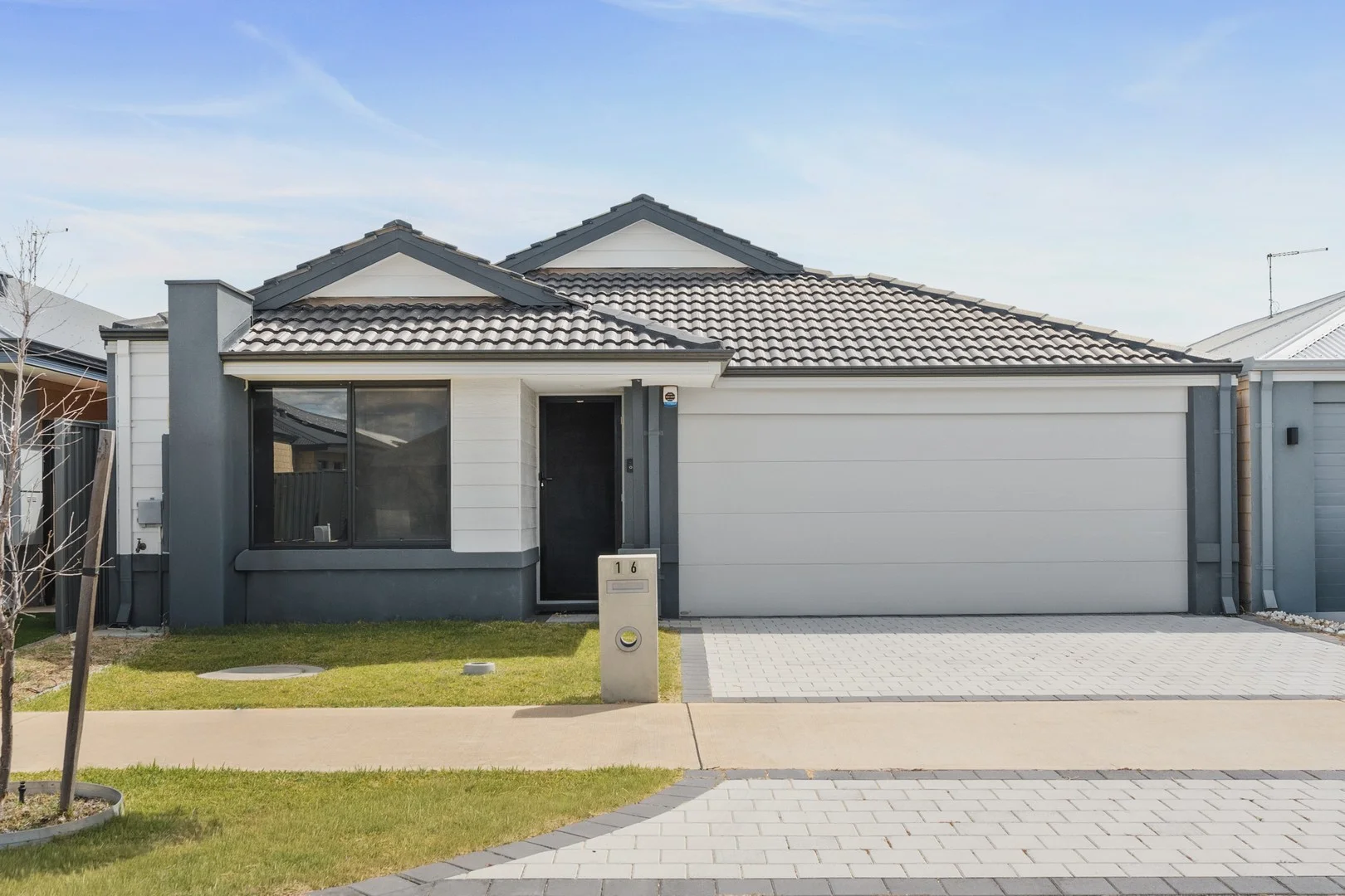 16 Variegate Road, Baldivis WA 6171