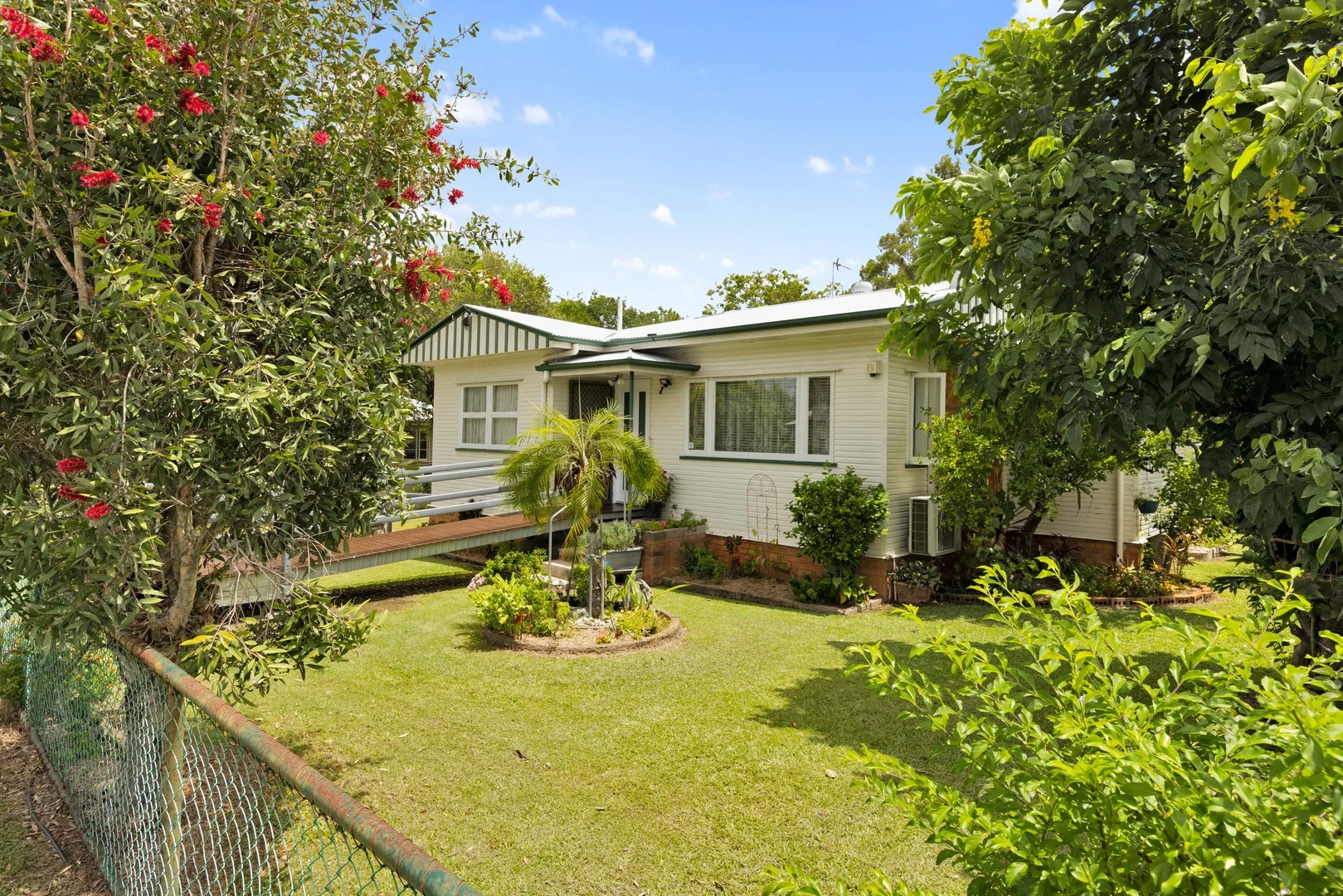16 Ashford Road, Gympie QLD 4570