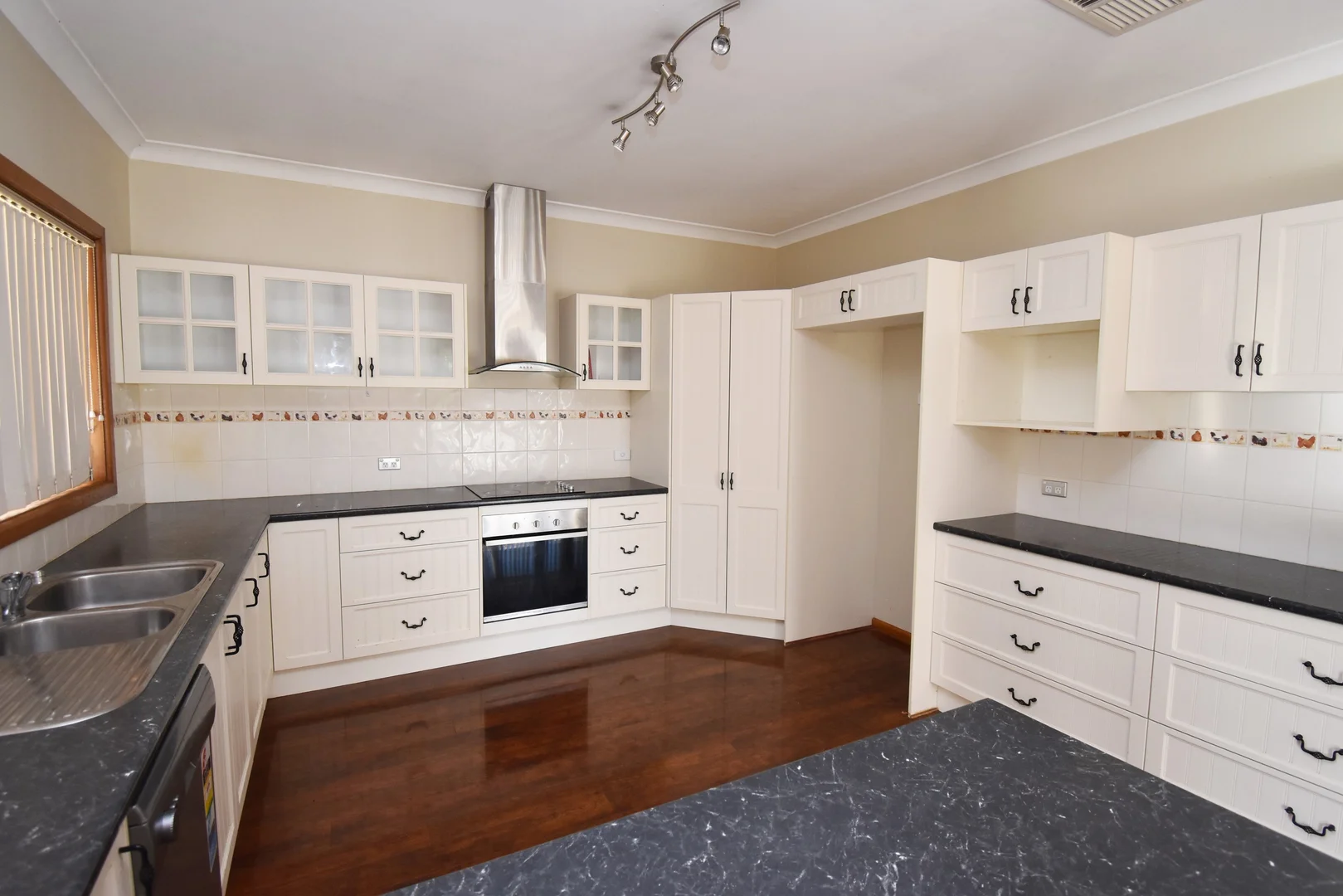 Additional image 5 of 37 Gould League Place, Wellington NSW 2820