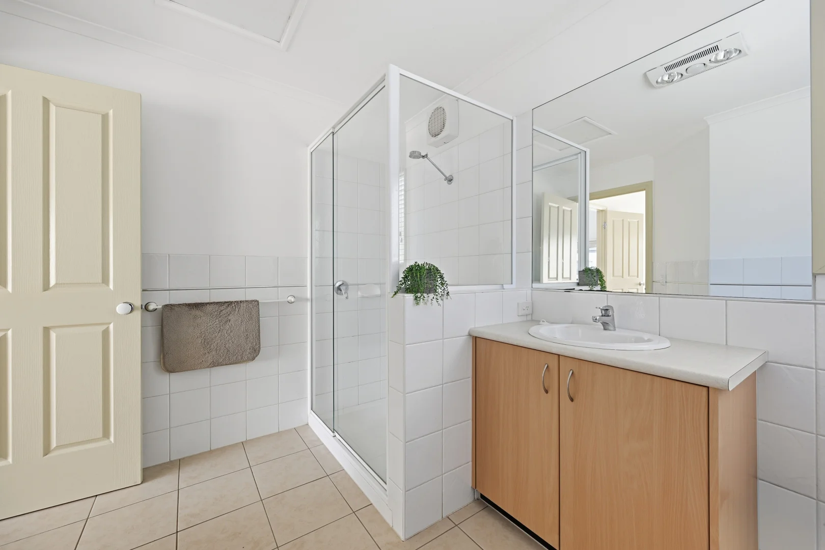Additional image 10 of 3/20-22 Kathryn Close, Inverloch VIC 3996