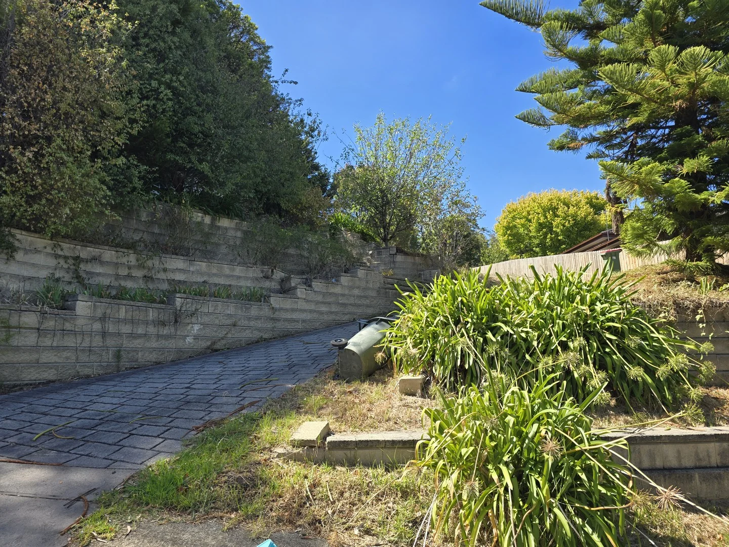 10 Parry Drive, Mooroolbark VIC 3138