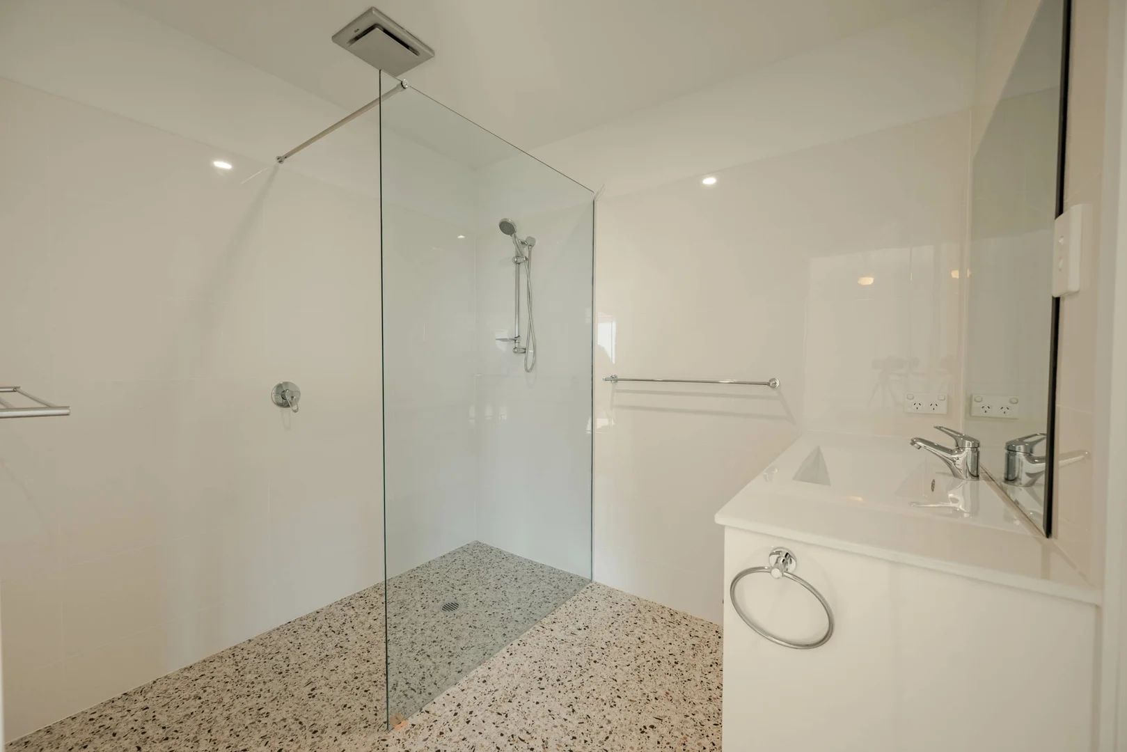 Additional image 14 of 121 Channel Street, Russell Island QLD 4184