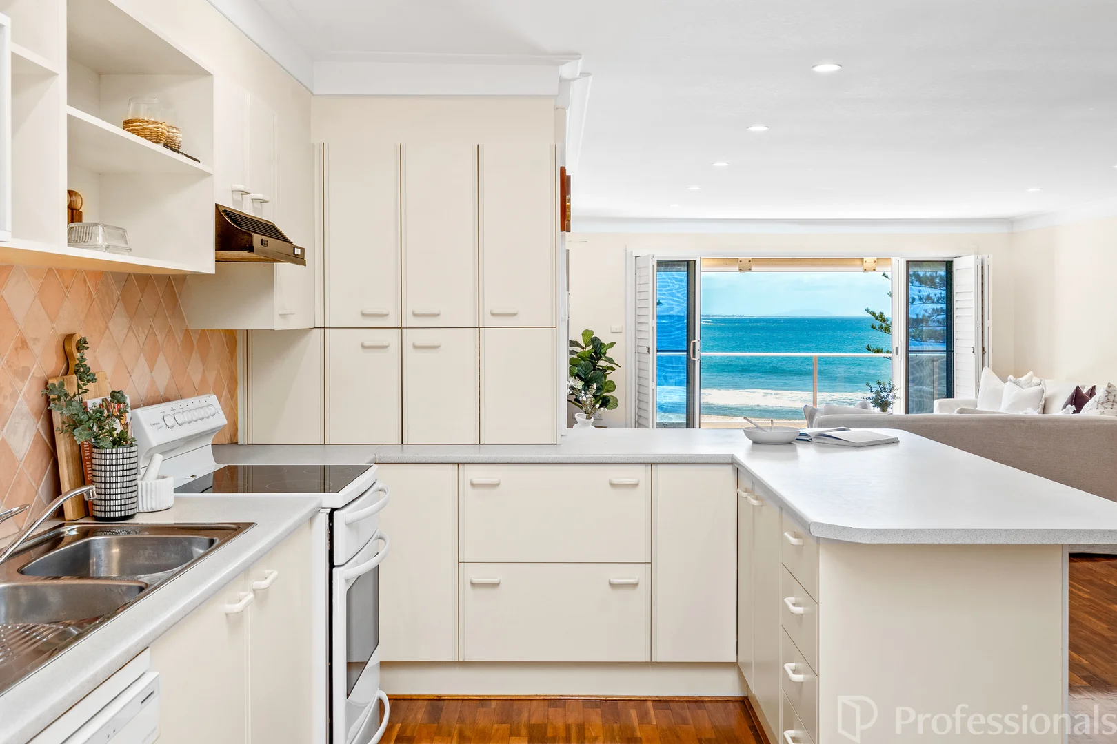 Additional image 12 of 3/27 Main Street, Black Head NSW 2430