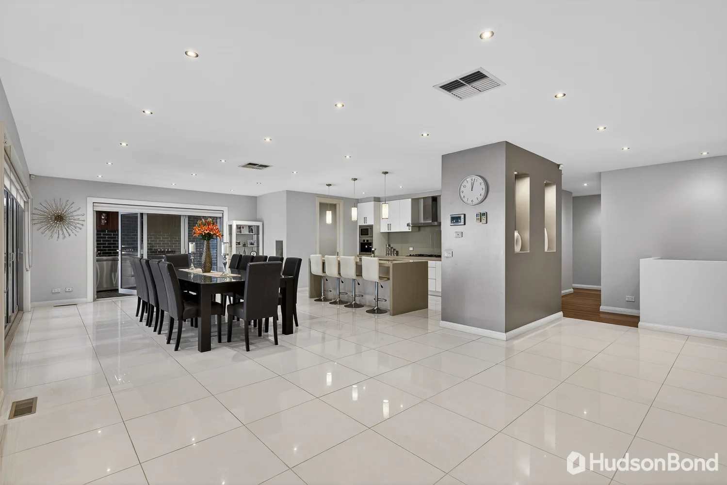 Additional image 2 of 8 Mallard Close, Doncaster East VIC 3109