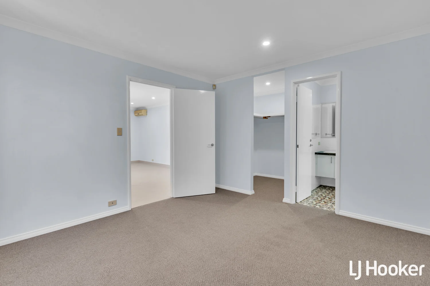 Additional image 7 of 31 Sheffield Road, Wattle Grove WA 6107