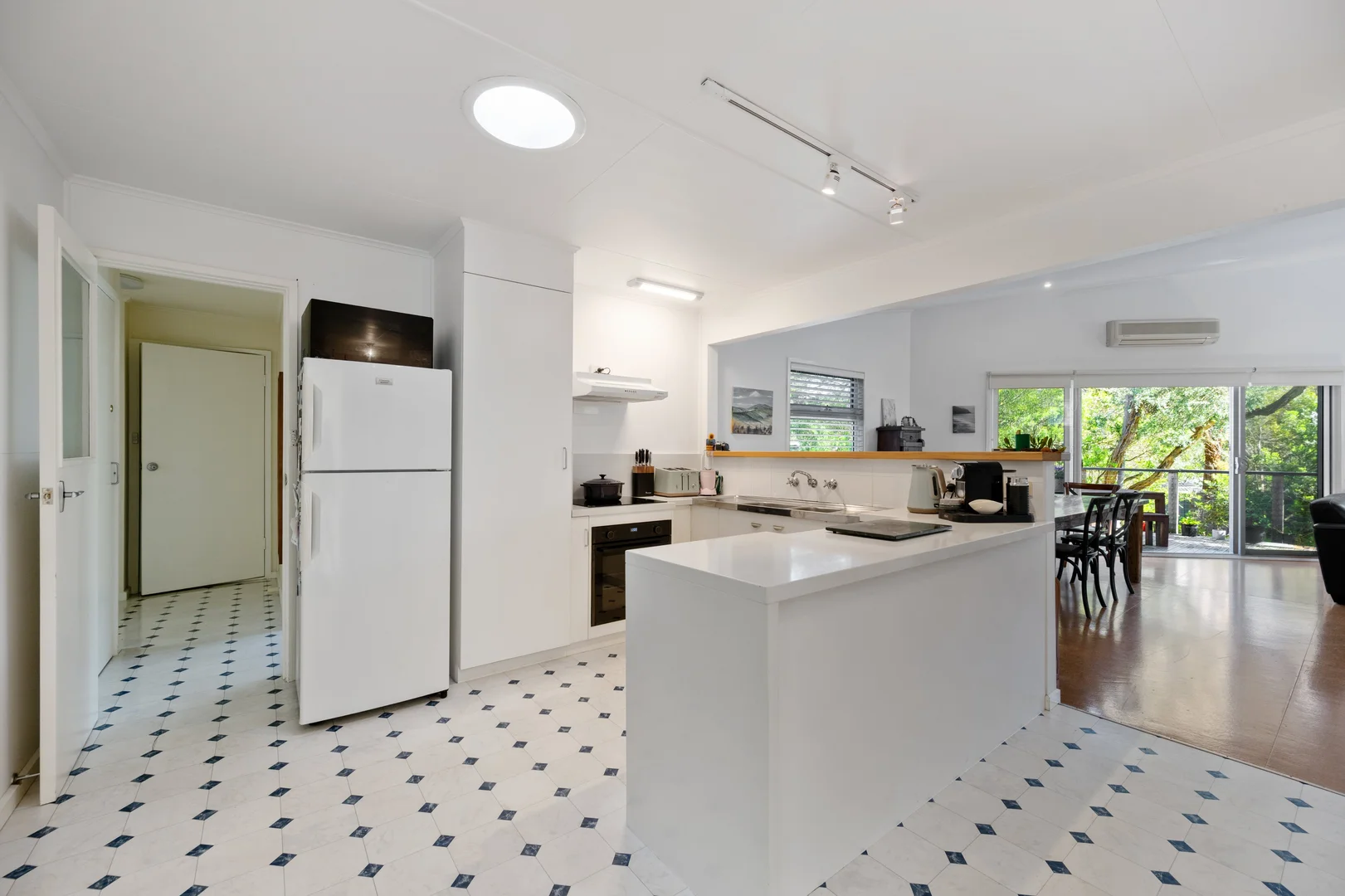 Additional image 5 of 86 Surf Parade, Inverloch VIC 3996