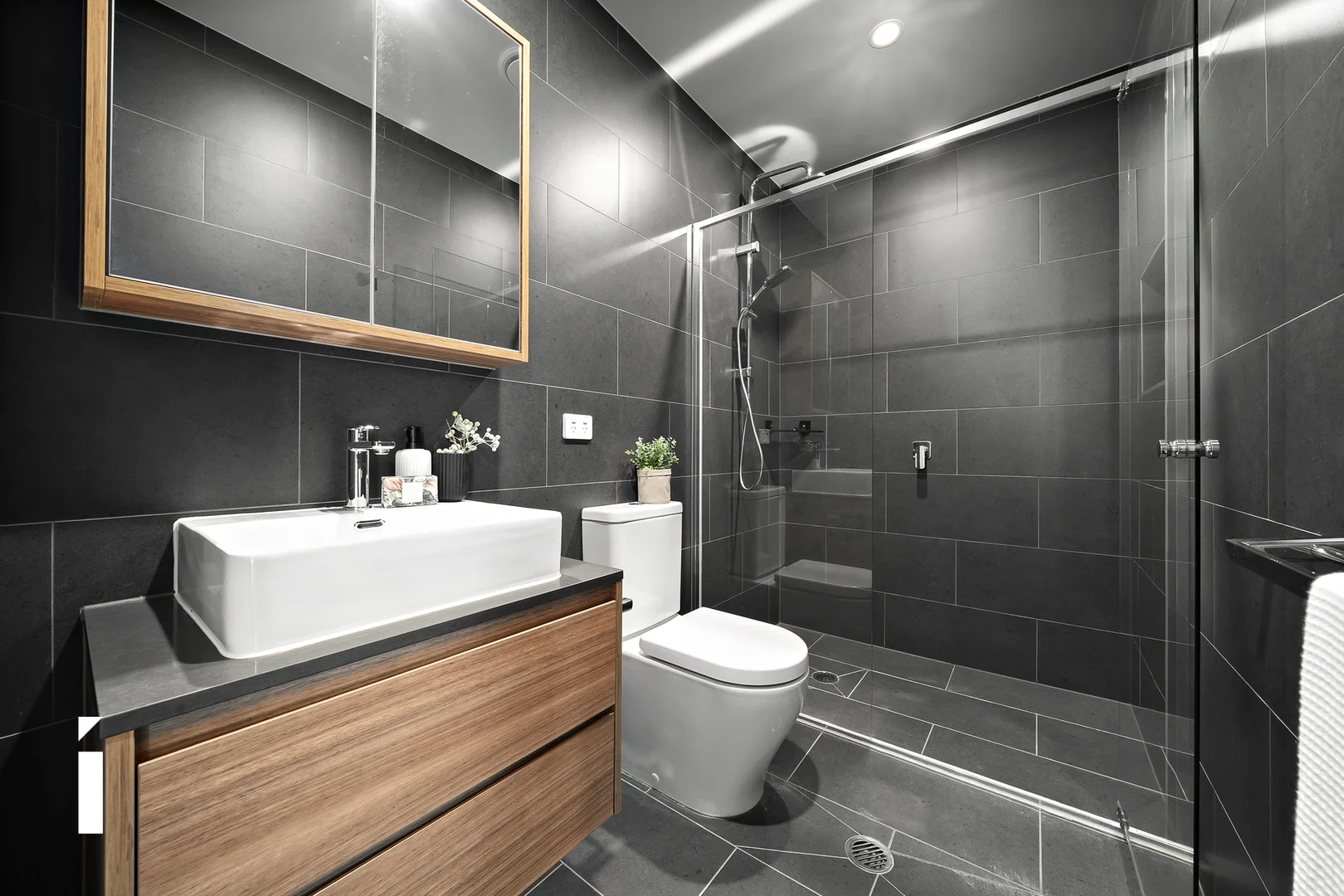 Additional image 10 of 9/64 Arndell Street, Macquarie ACT 2614