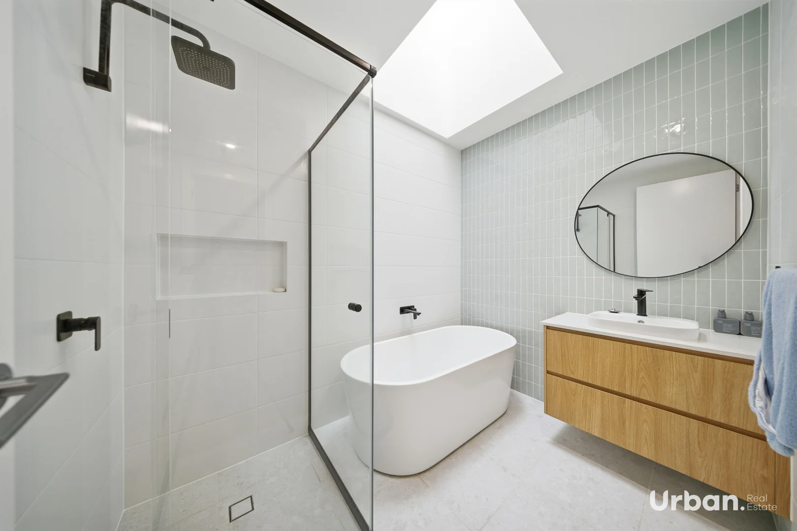 Additional image 11 of 10 Trevallyn Avenue, Lochinvar NSW 2321