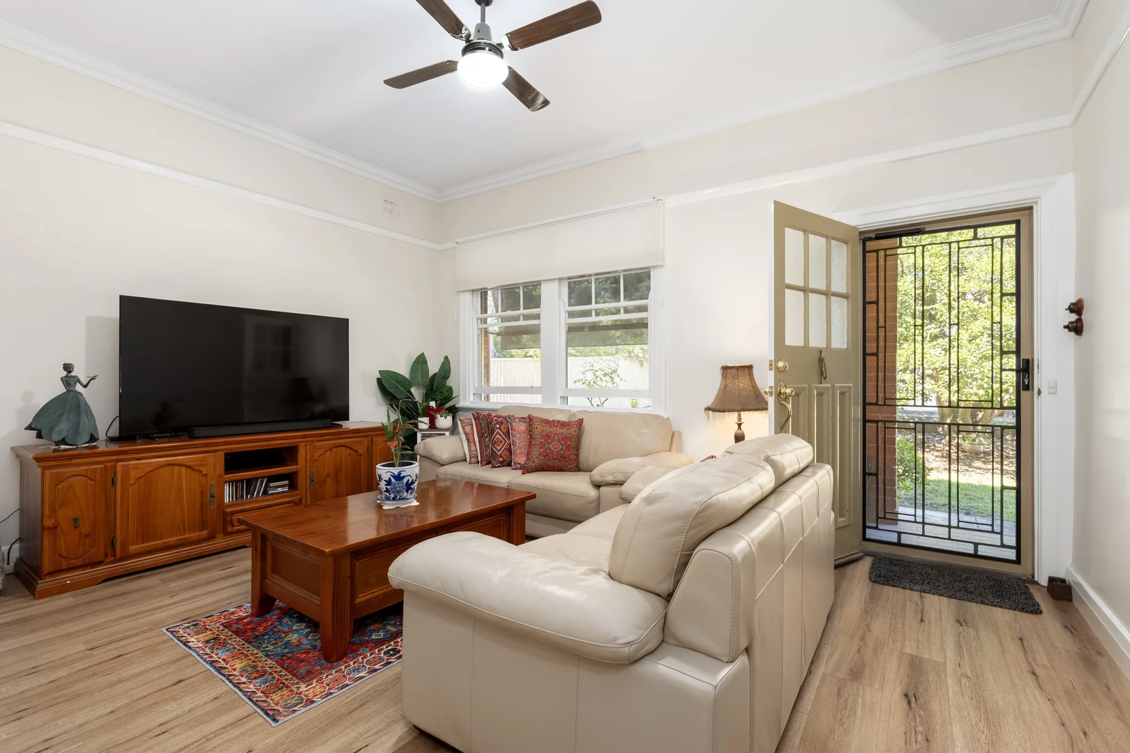 Additional image 2 of 370 Amatex Street, Albury NSW 2640