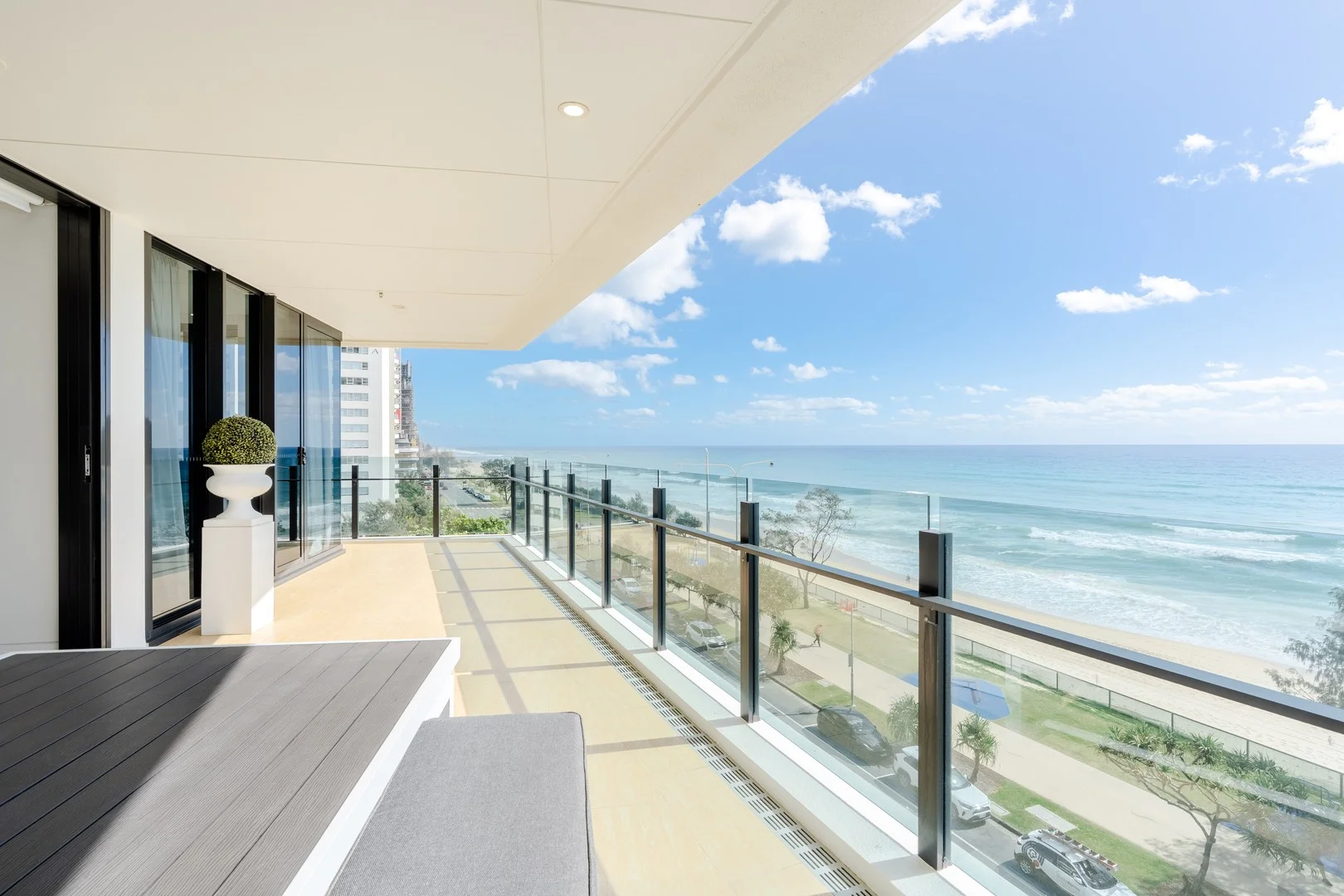 8/116 The Esplanade, Surfers Paradise QLD 4217