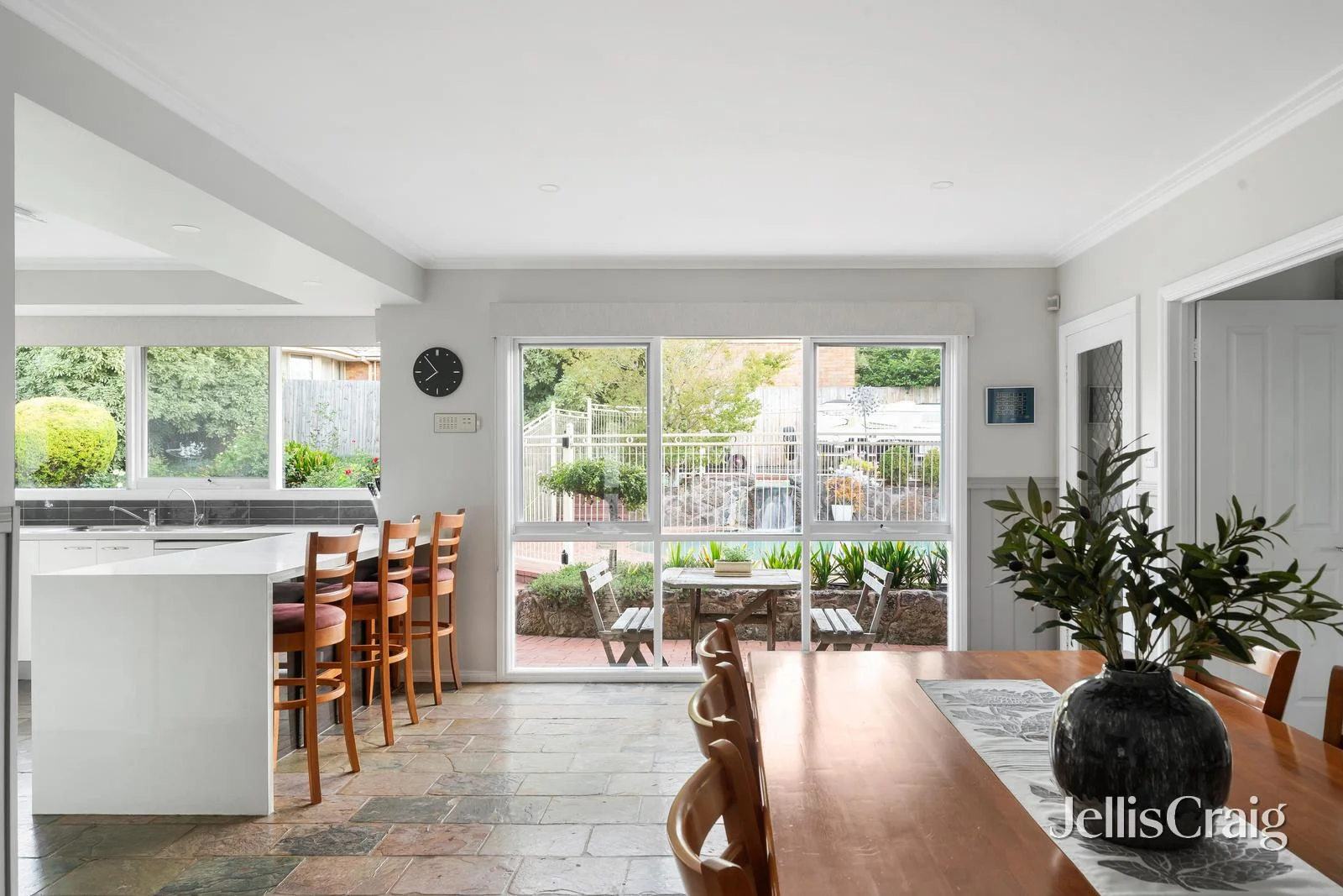 Additional image 5 of 25 Erinne Court, St Helena VIC 3088