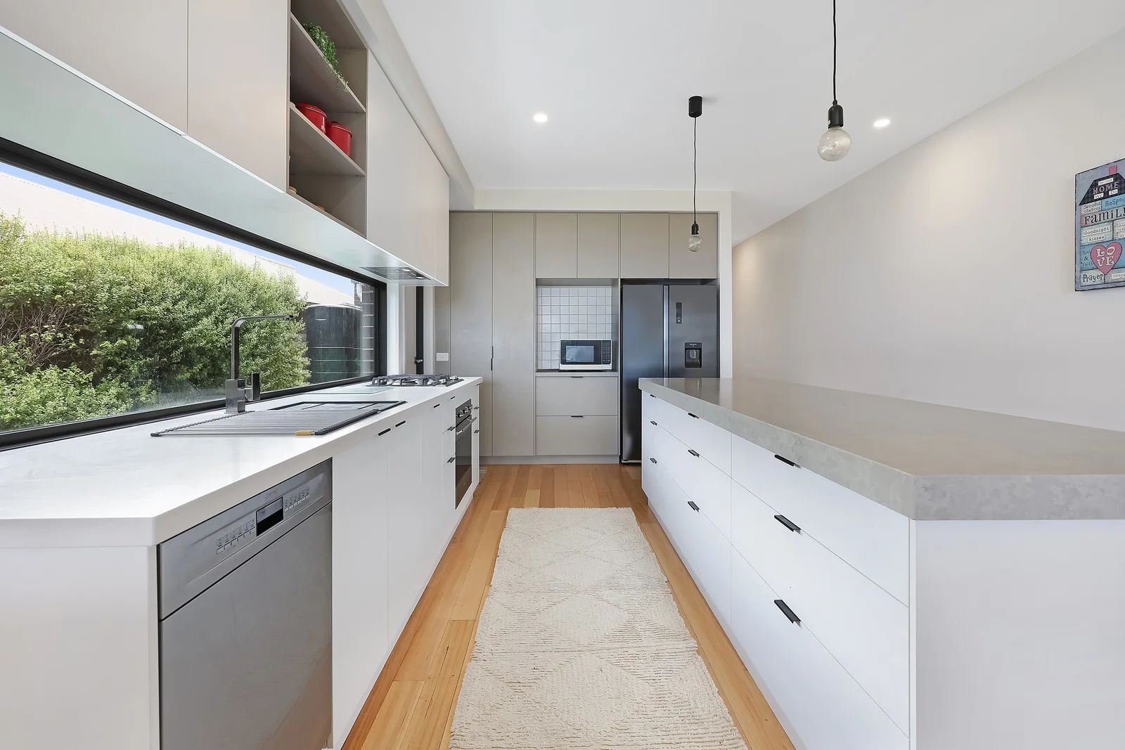 Additional image 3 of 2/5 Martin Laurence Place, Port Fairy VIC 3284