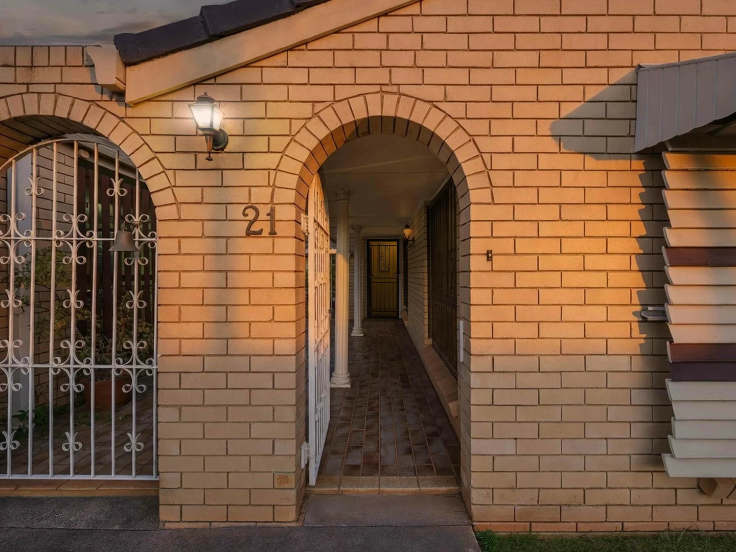 Additional image 8 of 21 Woodsiana Street, Robertson QLD 4109