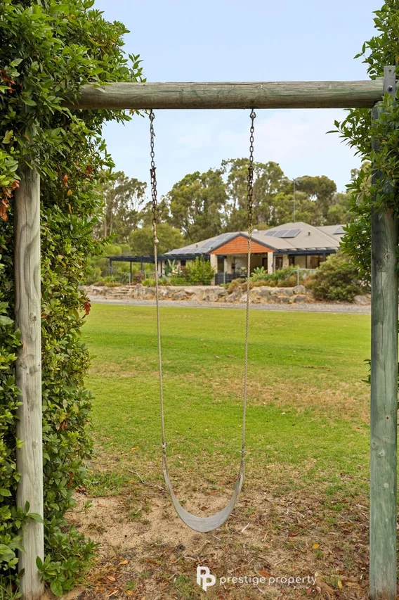 Additional image 3 of 21 Citrus Court, Two Rocks WA 6037