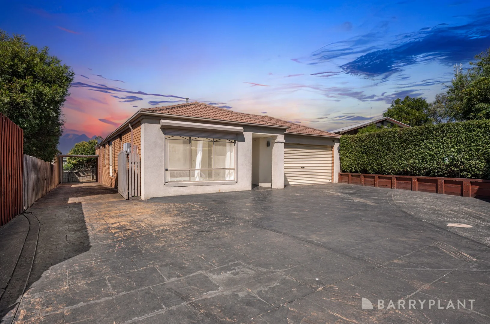 2 Finton Court, Pakenham VIC 3810