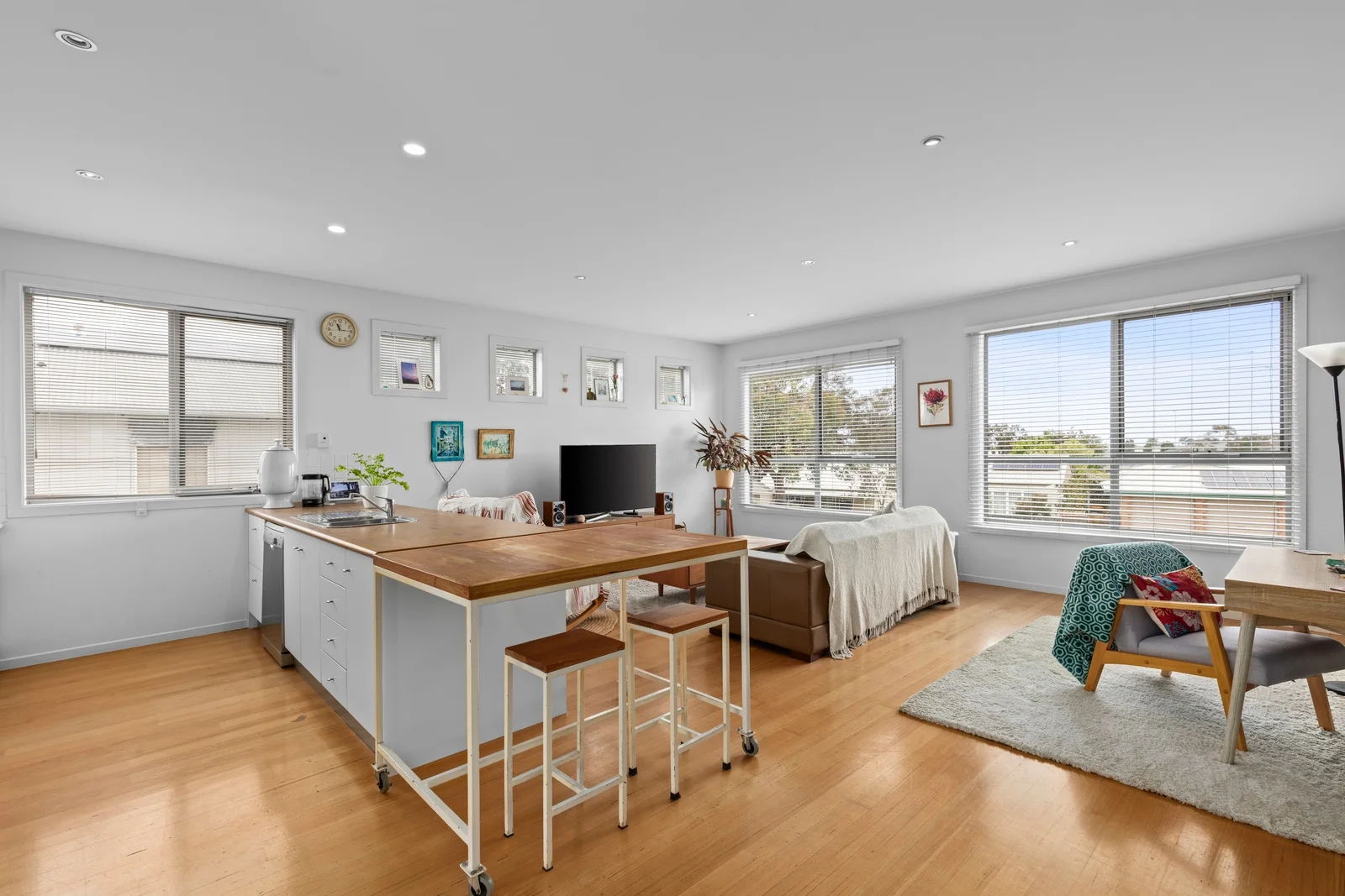 Additional image 2 of 1/1C Boscarne Avenue, Torquay VIC 3228