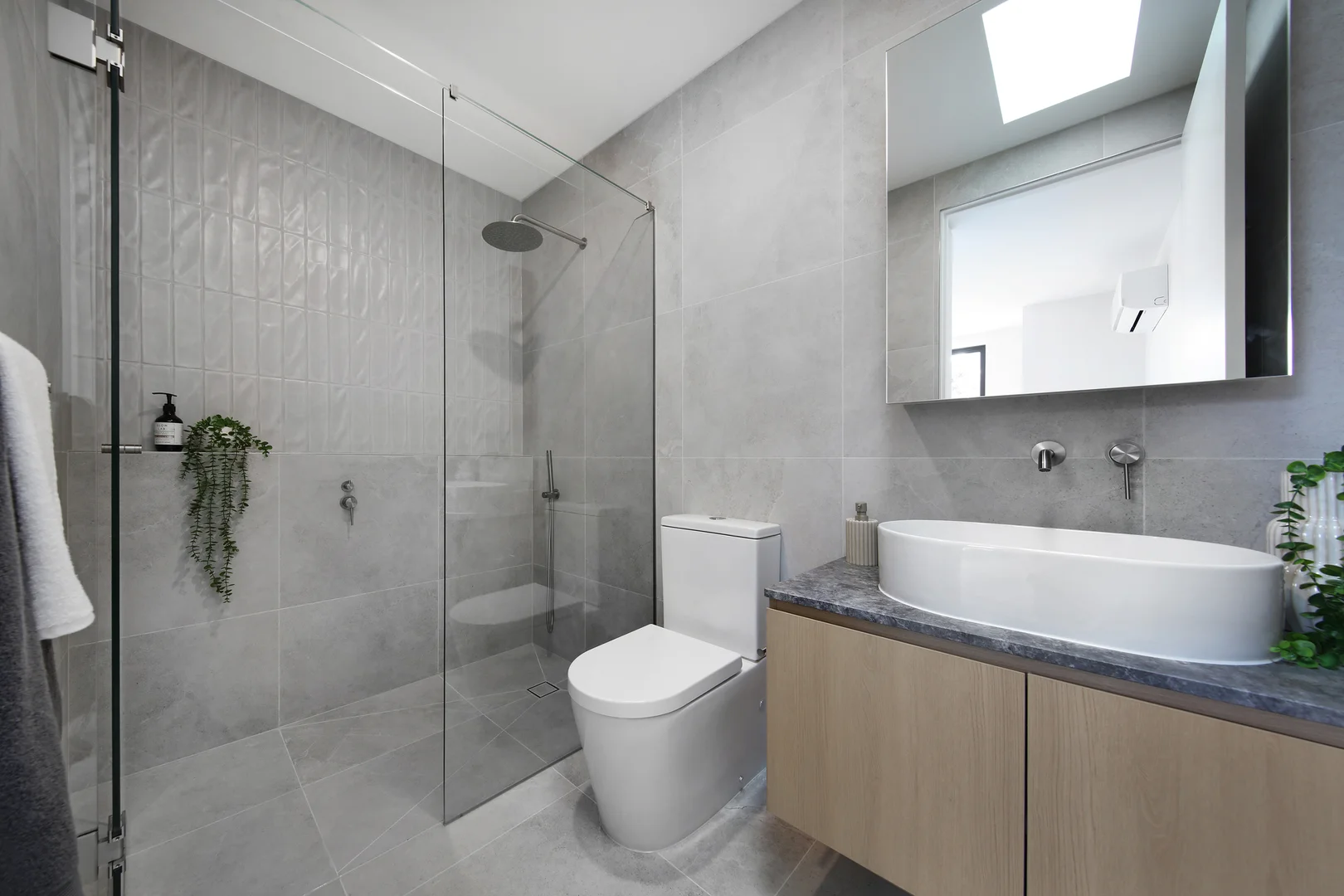 Additional image 8 of 4 Hodgson Grove, Bentleigh East VIC 3165