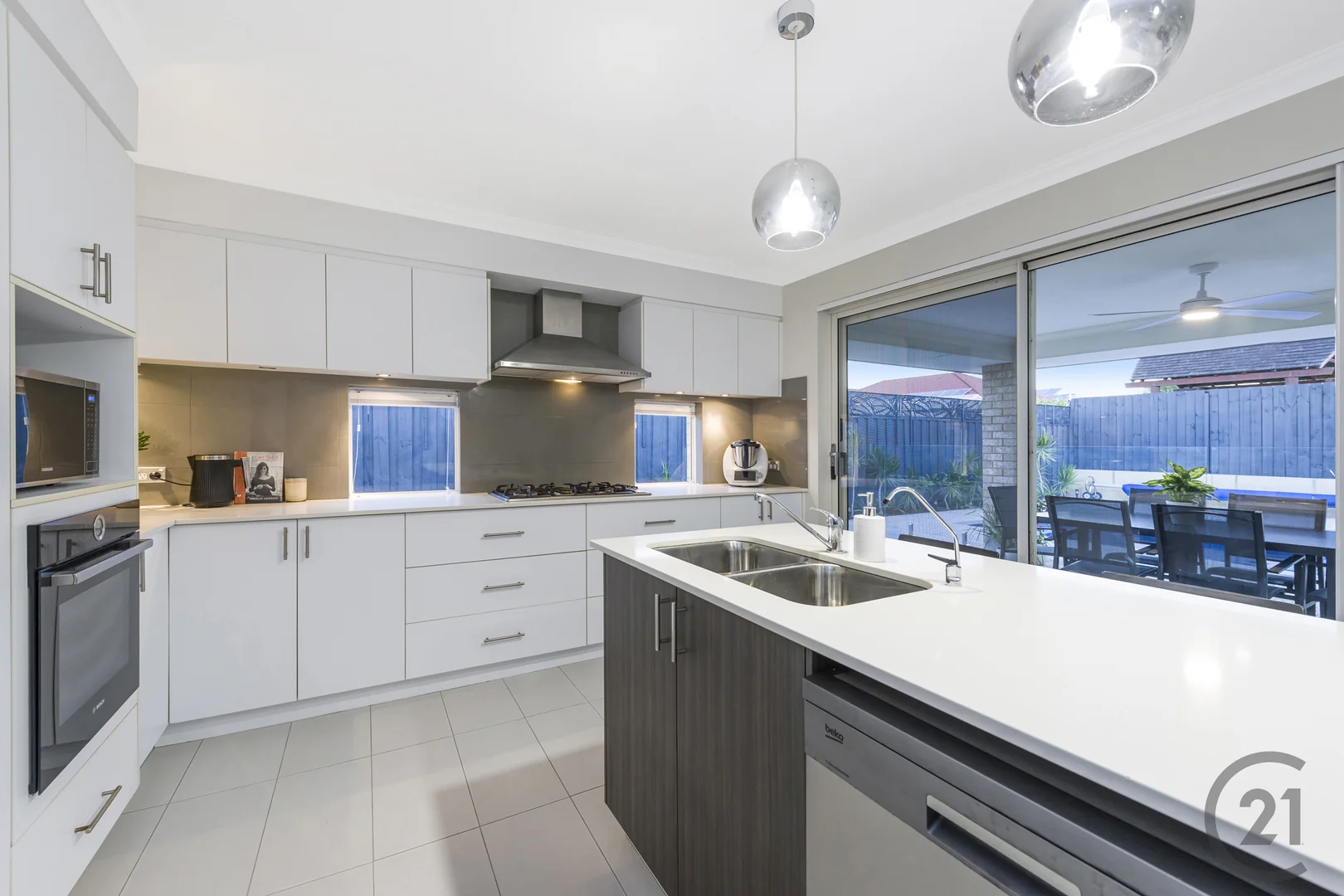 Additional image 14 of 247 Peelwood Parade, Halls Head WA 6210