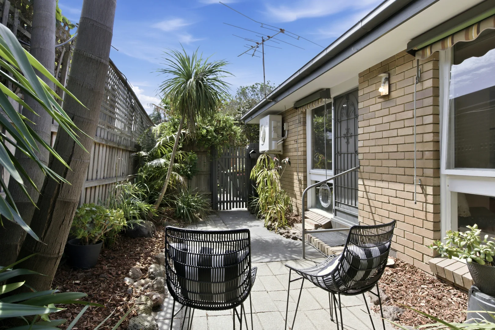 Additional image 10 of 2/37 Hopkins Street, McKinnon VIC 3204