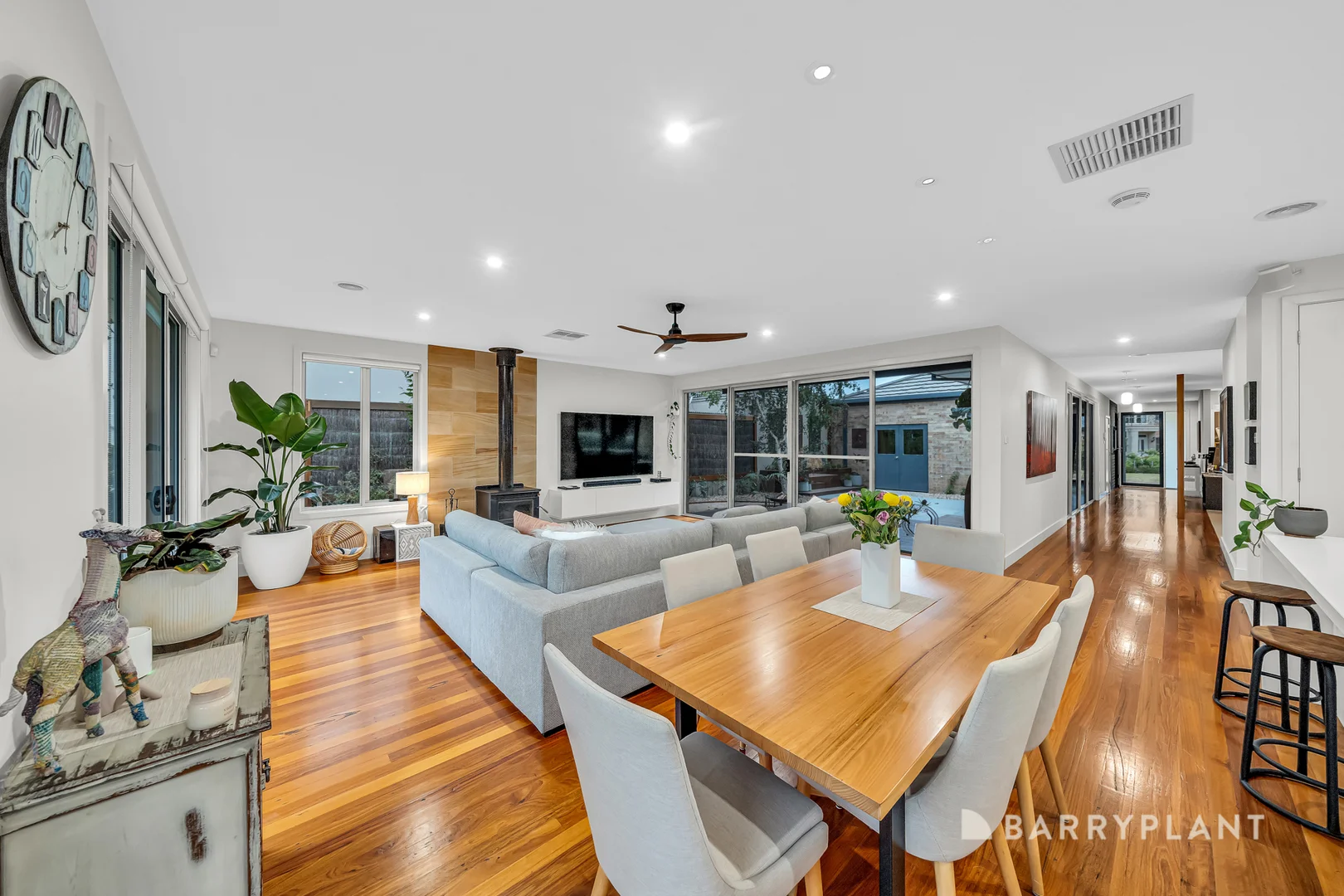 Additional image 16 of 37 Eagleview Place, Sanctuary Lakes VIC 3030