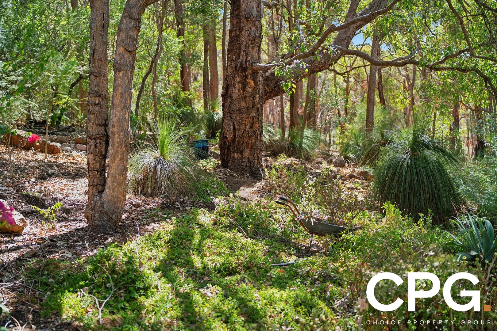 Additional image 26 of 2 Jillara Way, Lesmurdie WA 6076