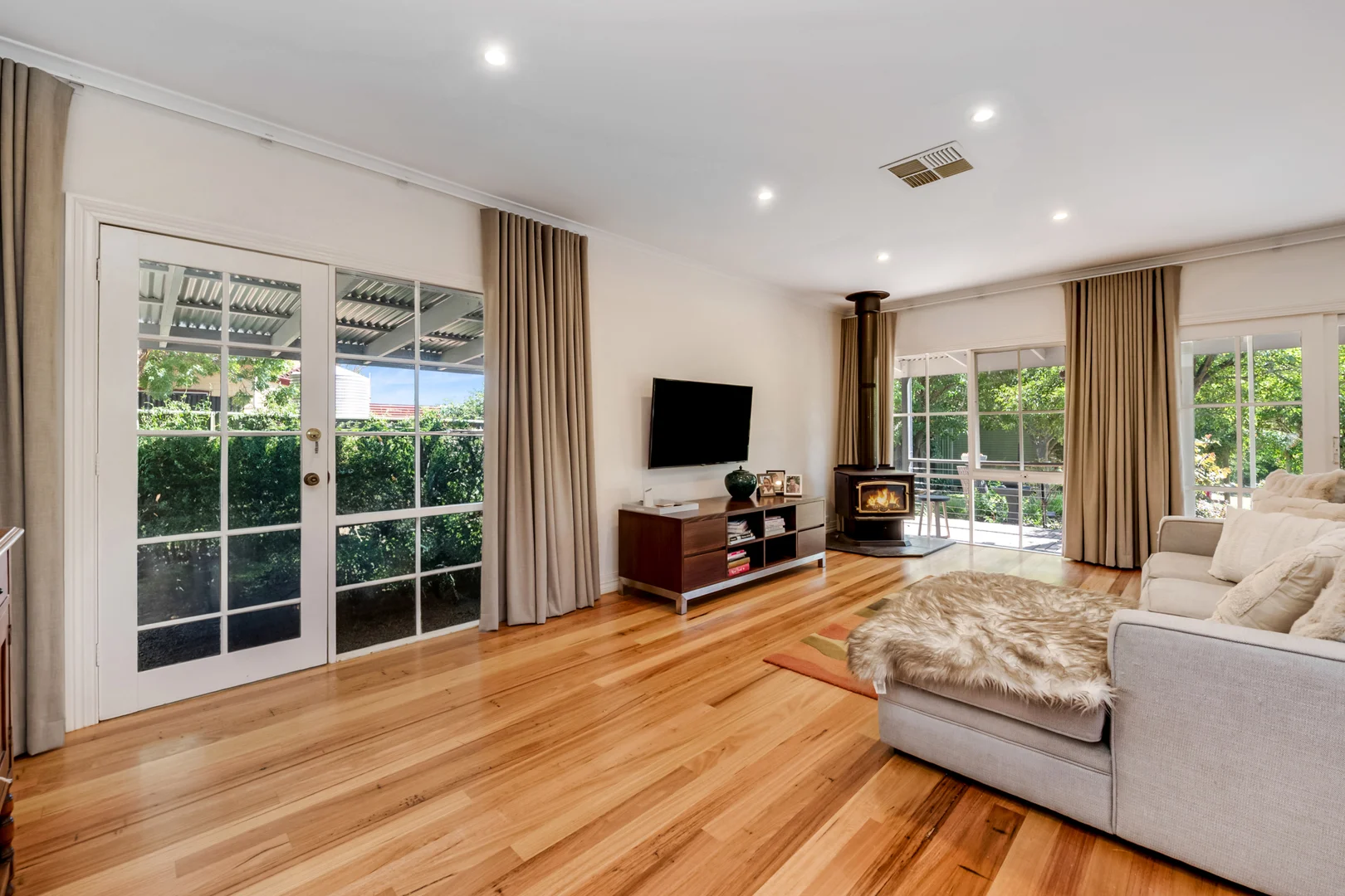 Additional image 5 of 8 Playne Street, Heathcote VIC 3523