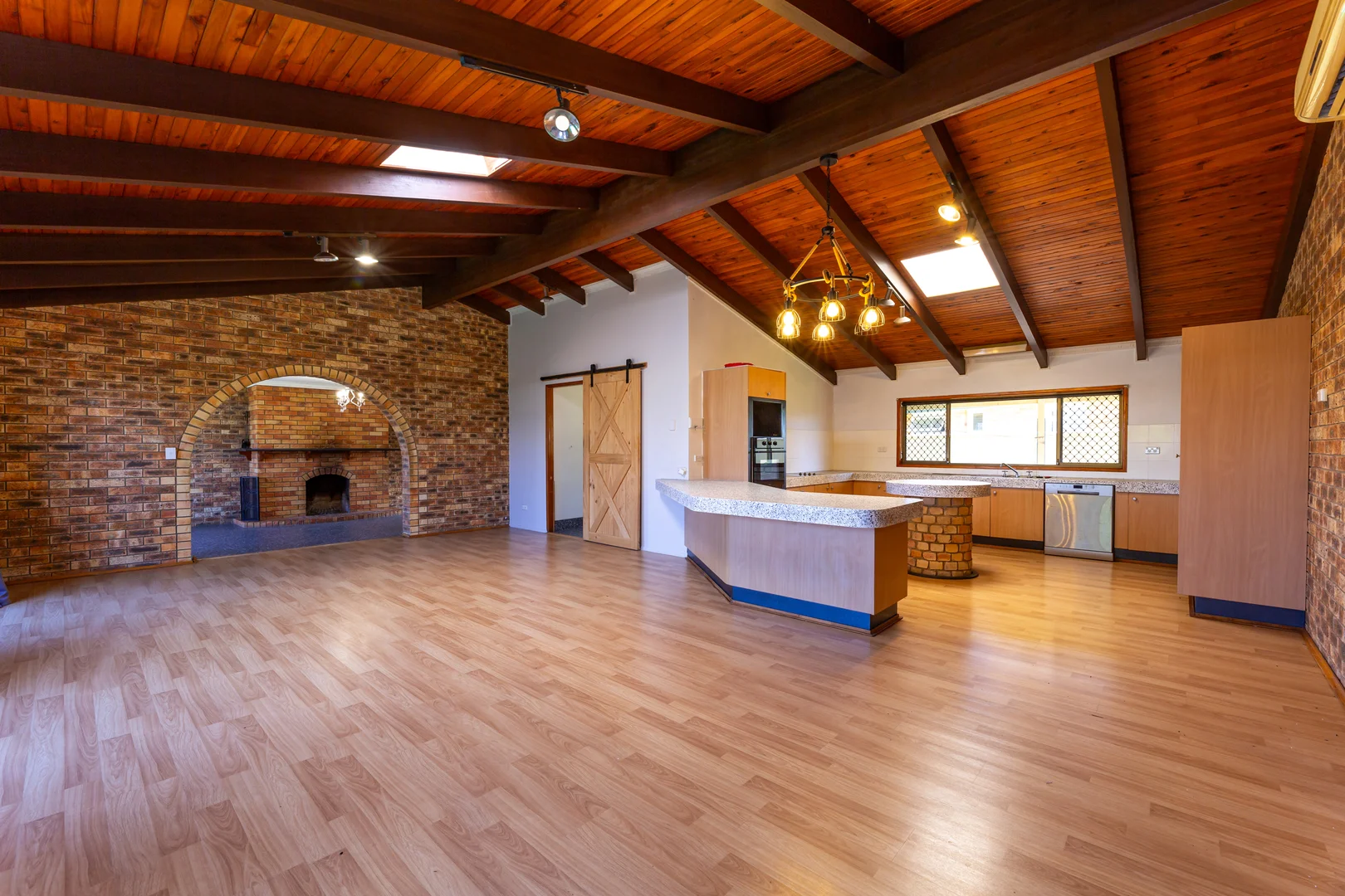 Additional image 5 of 89 Elliott Heads Road, Kepnock QLD 4670