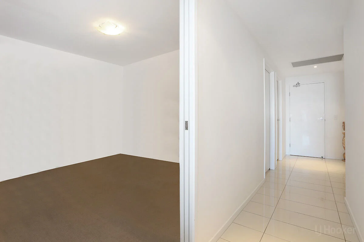 Additional image 6 of 605/11 Compass Drive, Biggera Waters QLD 4216