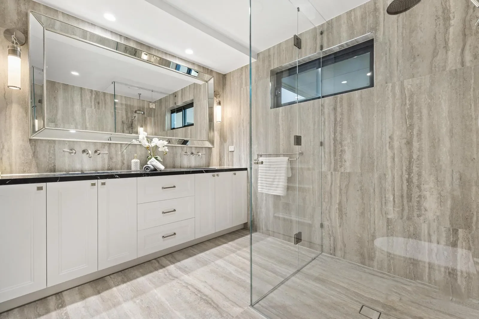 Additional image 21 of 5A Miller Crescent, Mount Waverley VIC 3149